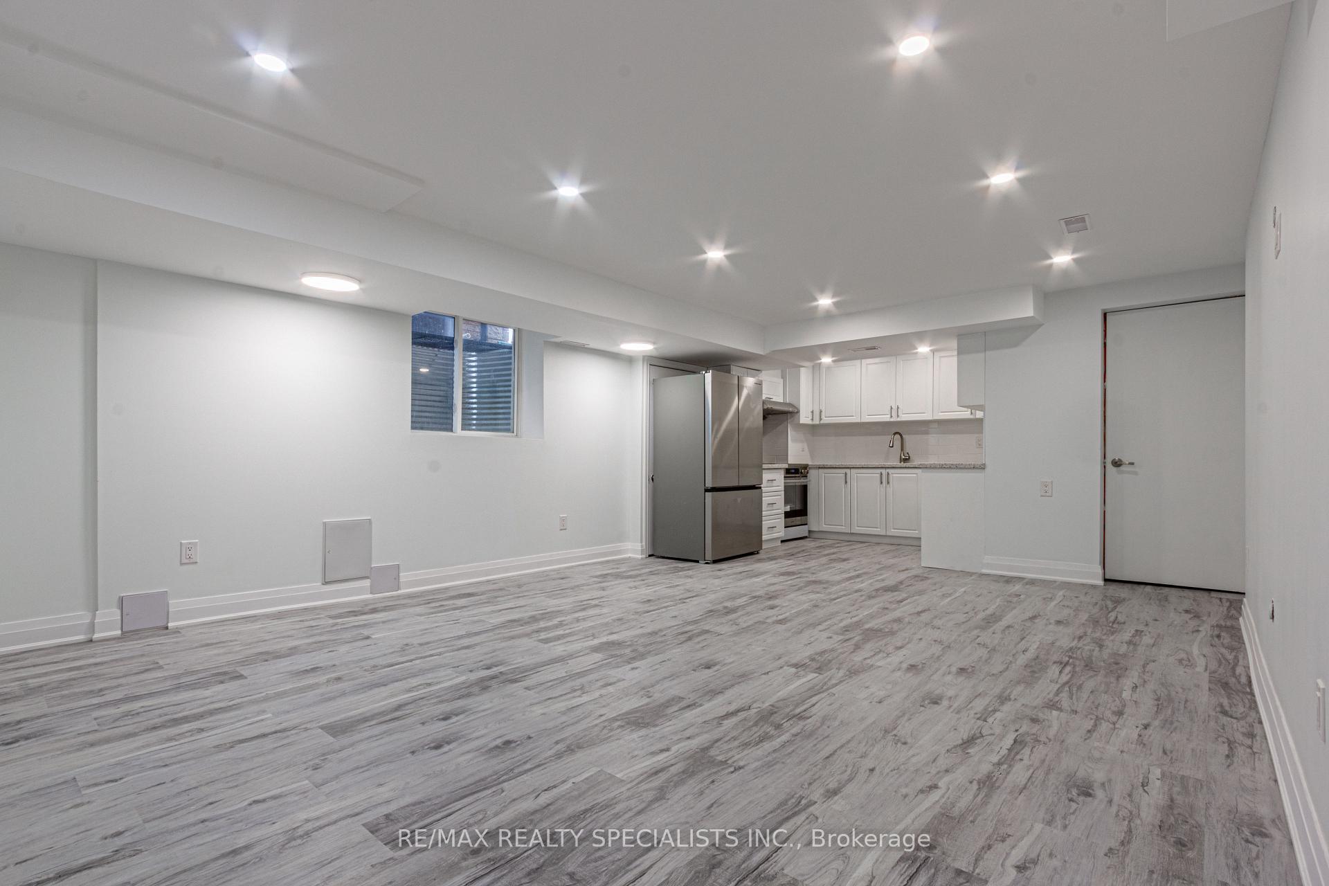 Photo 9 of Unit Lower, 5446 Tasha Drive, Mississauga, Churchill Meadows — HOMEH