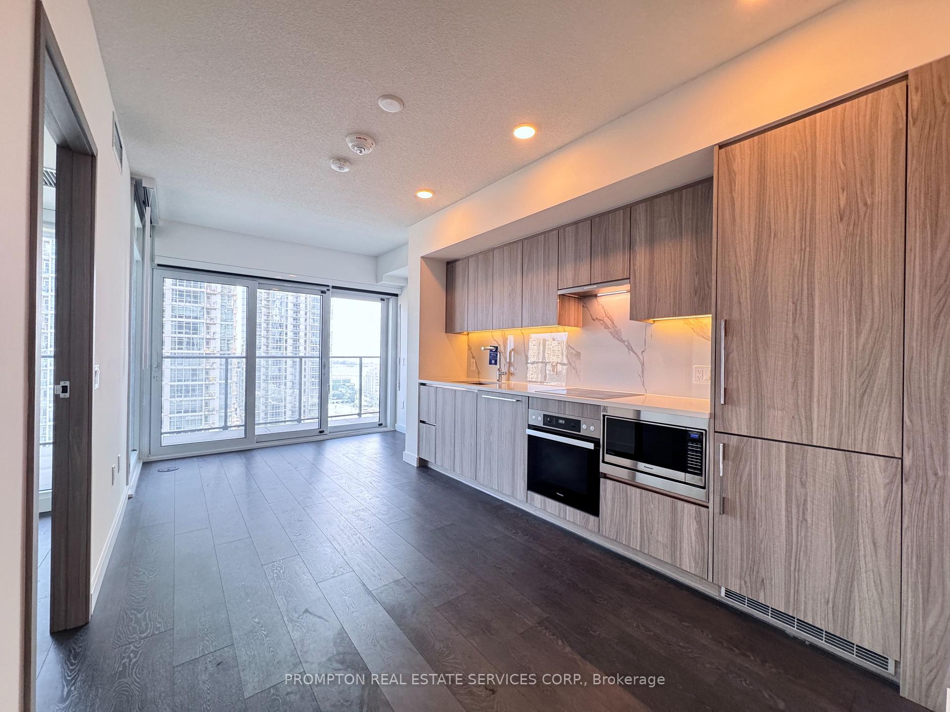 Front of Unit 1709, 1 Concord Cityplace Way