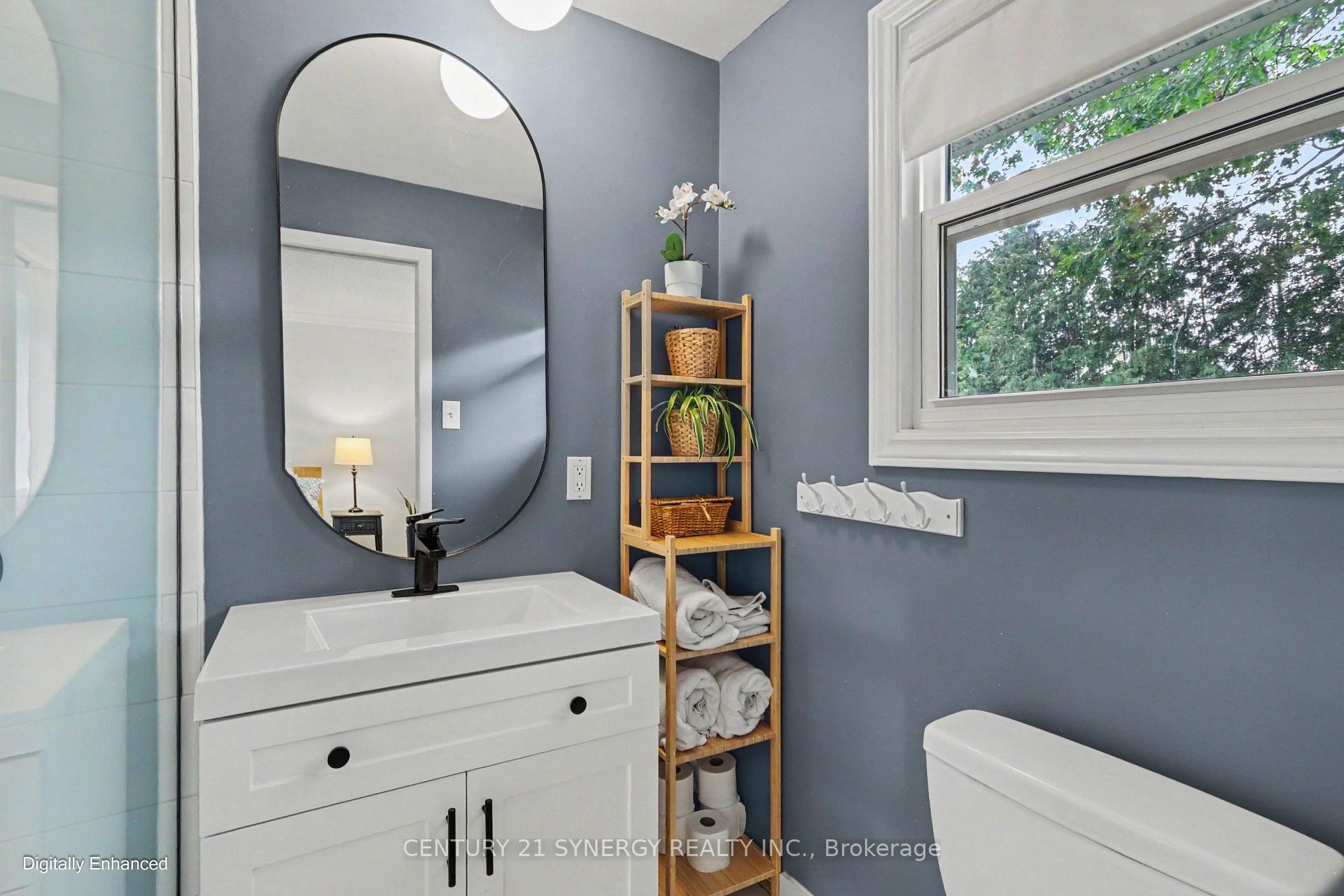 Photo 13 of 16 Lentini Way, Ottawa, Meadowlands/St. Claire Gardens — HOMEH