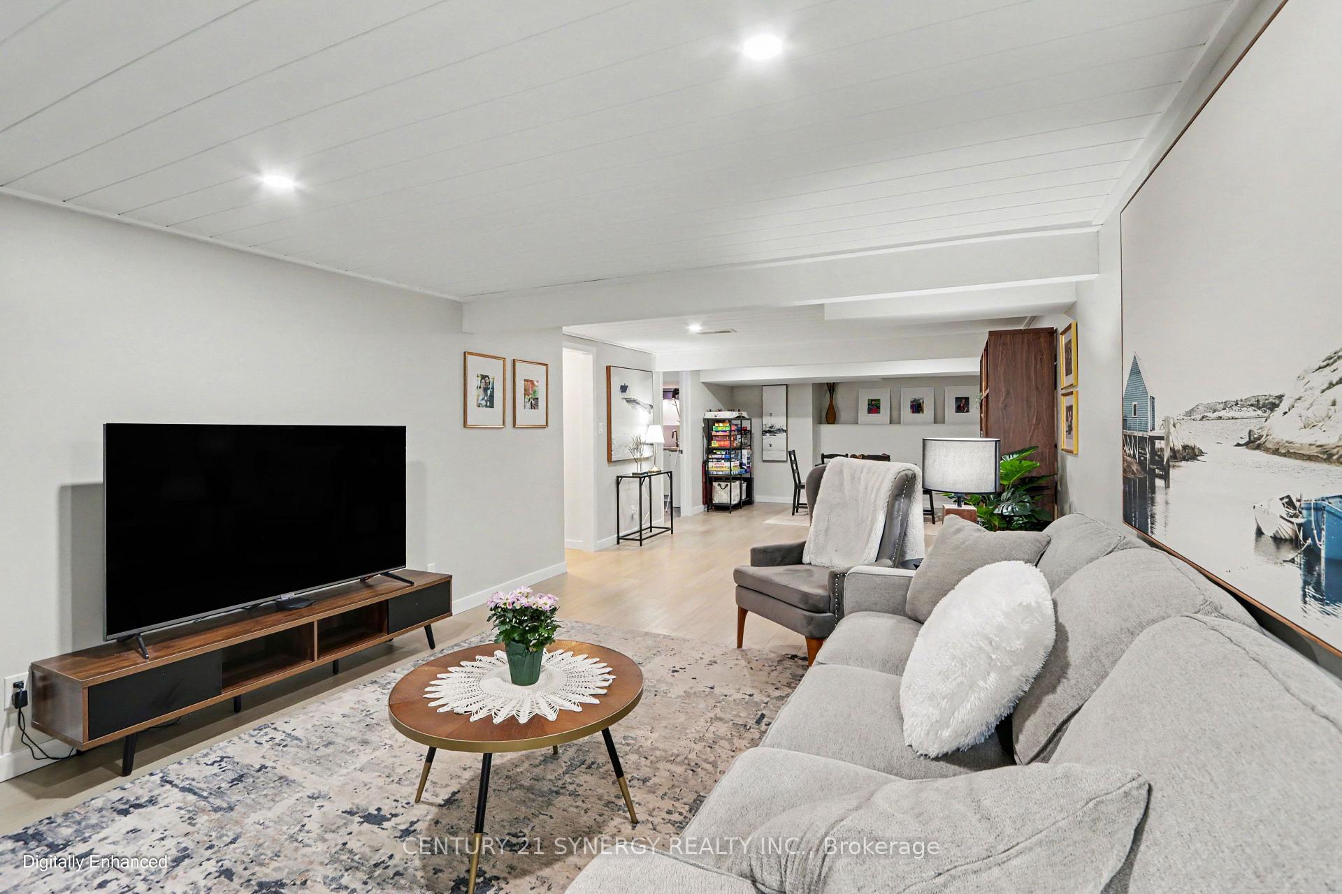 Photo 19 of 16 Lentini Way, Ottawa, Meadowlands/St. Claire Gardens — HOMEH