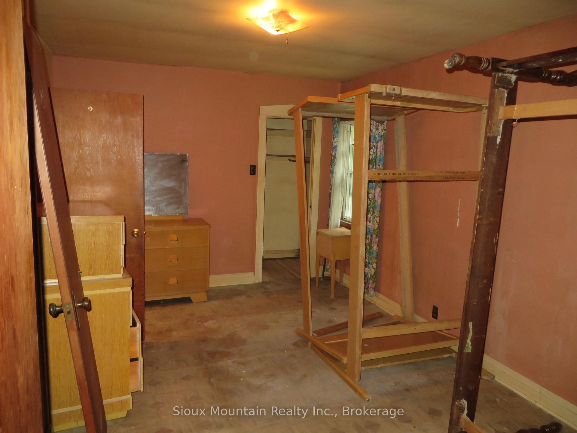 Photo 7 of 70 Second Street, Sioux Lookout — HOMEH