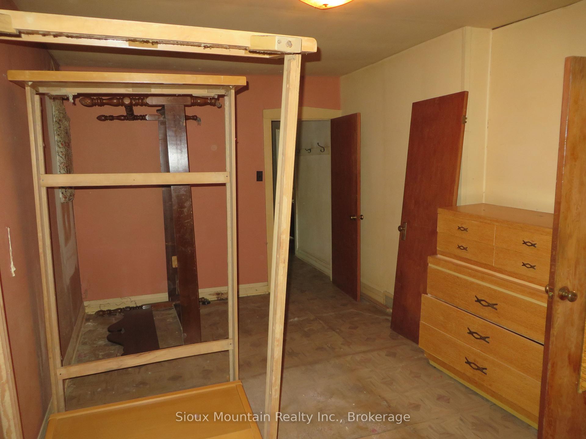 Photo 8 of 70 Second Street, Sioux Lookout — HOMEH