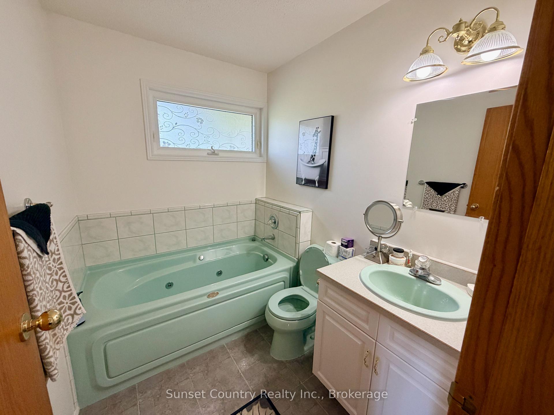 Photo 8 of 20 Deer Trail Drive, Dryden, Barclay — HOMEH