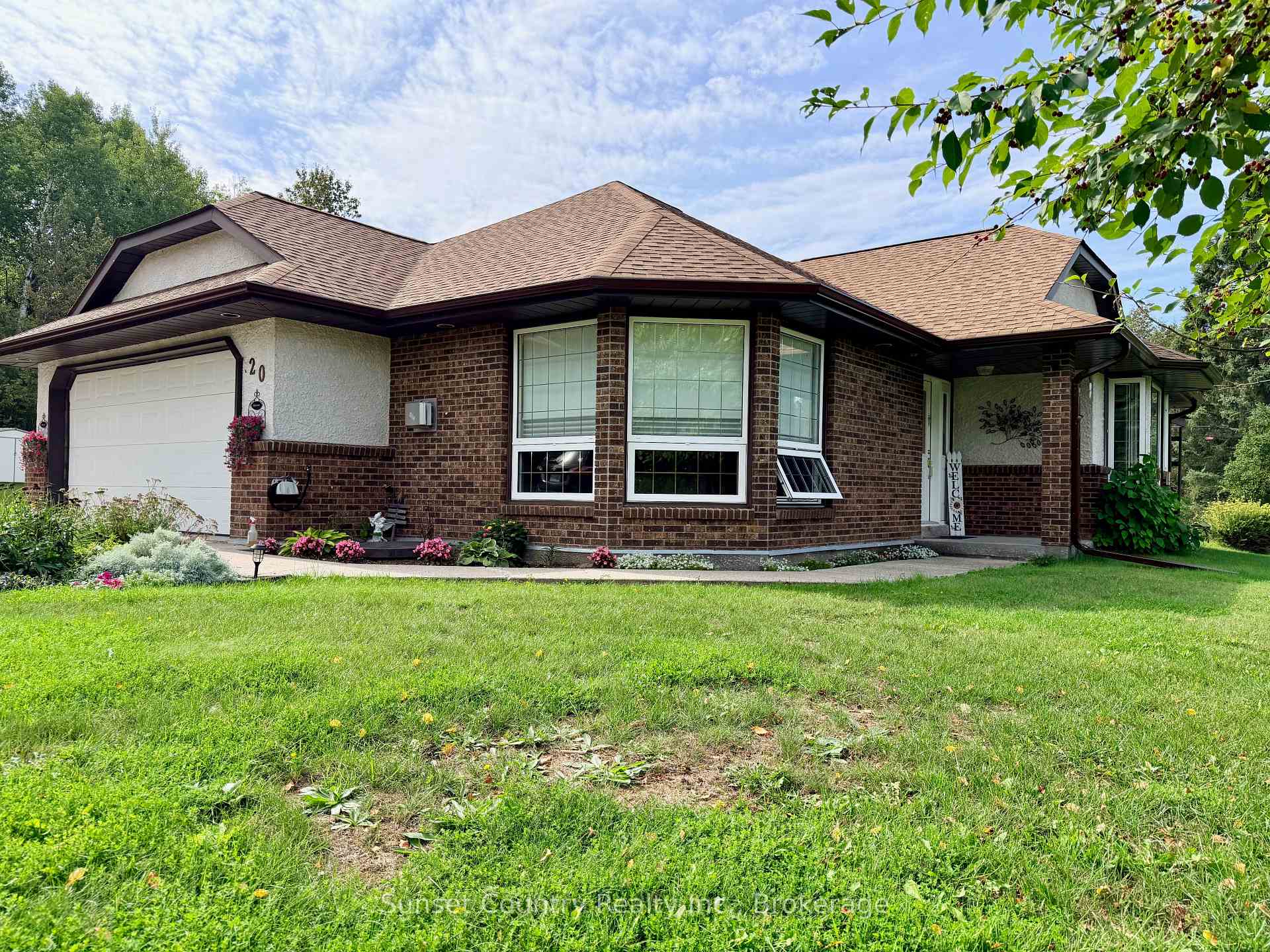 Photo 26 of 20 Deer Trail Drive, Dryden, Barclay — HOMEH