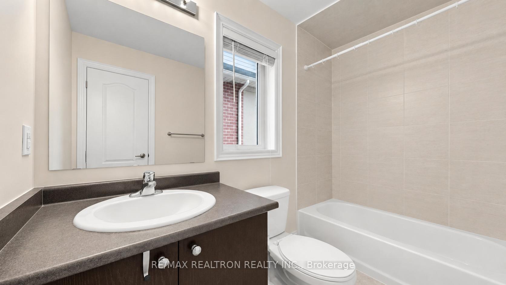 Photo 39 of 55 Bristlewood Crescent, Vaughan, Patterson — HOMEH