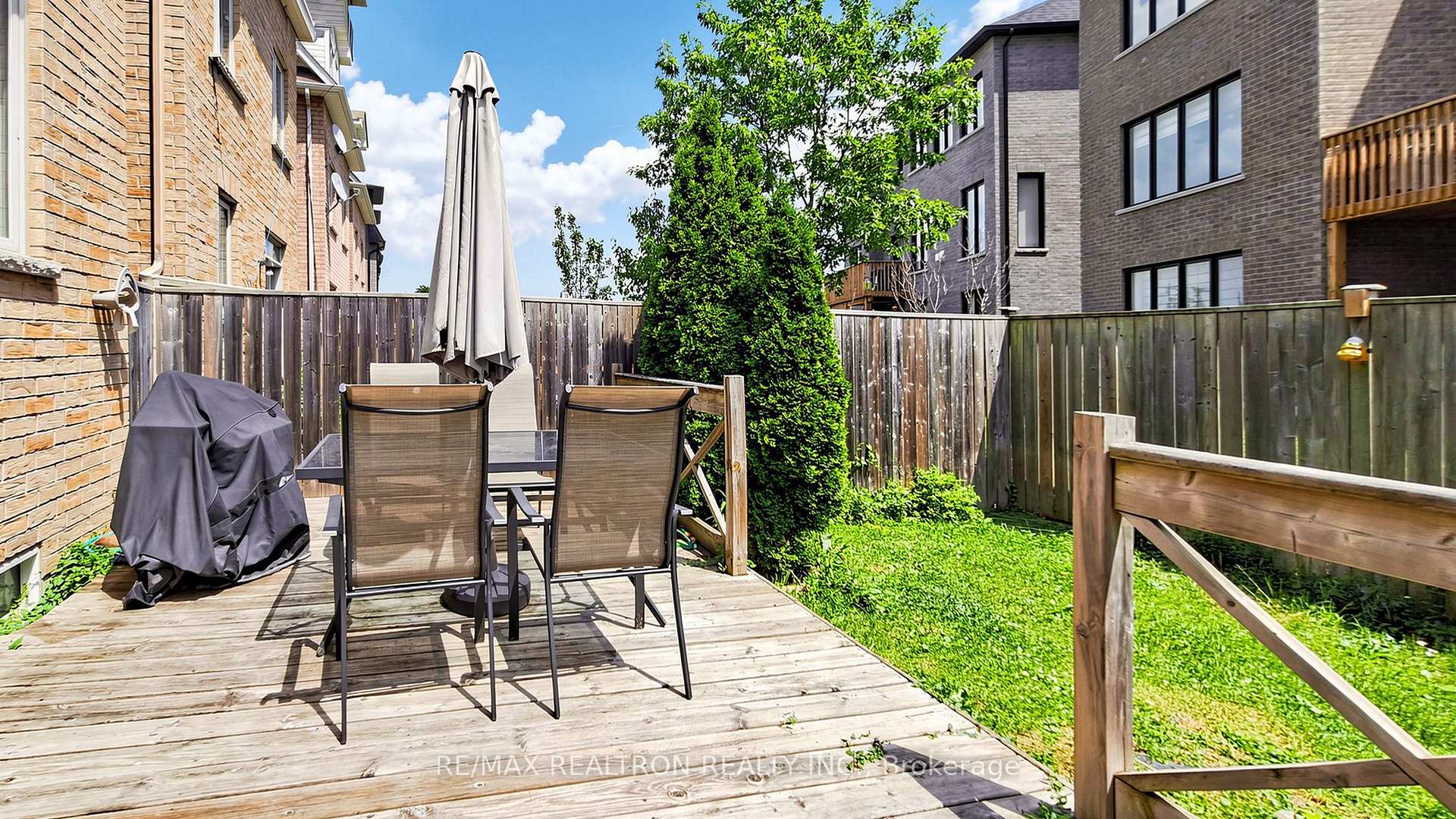 Photo 41 of 55 Bristlewood Crescent, Vaughan, Patterson — HOMEH
