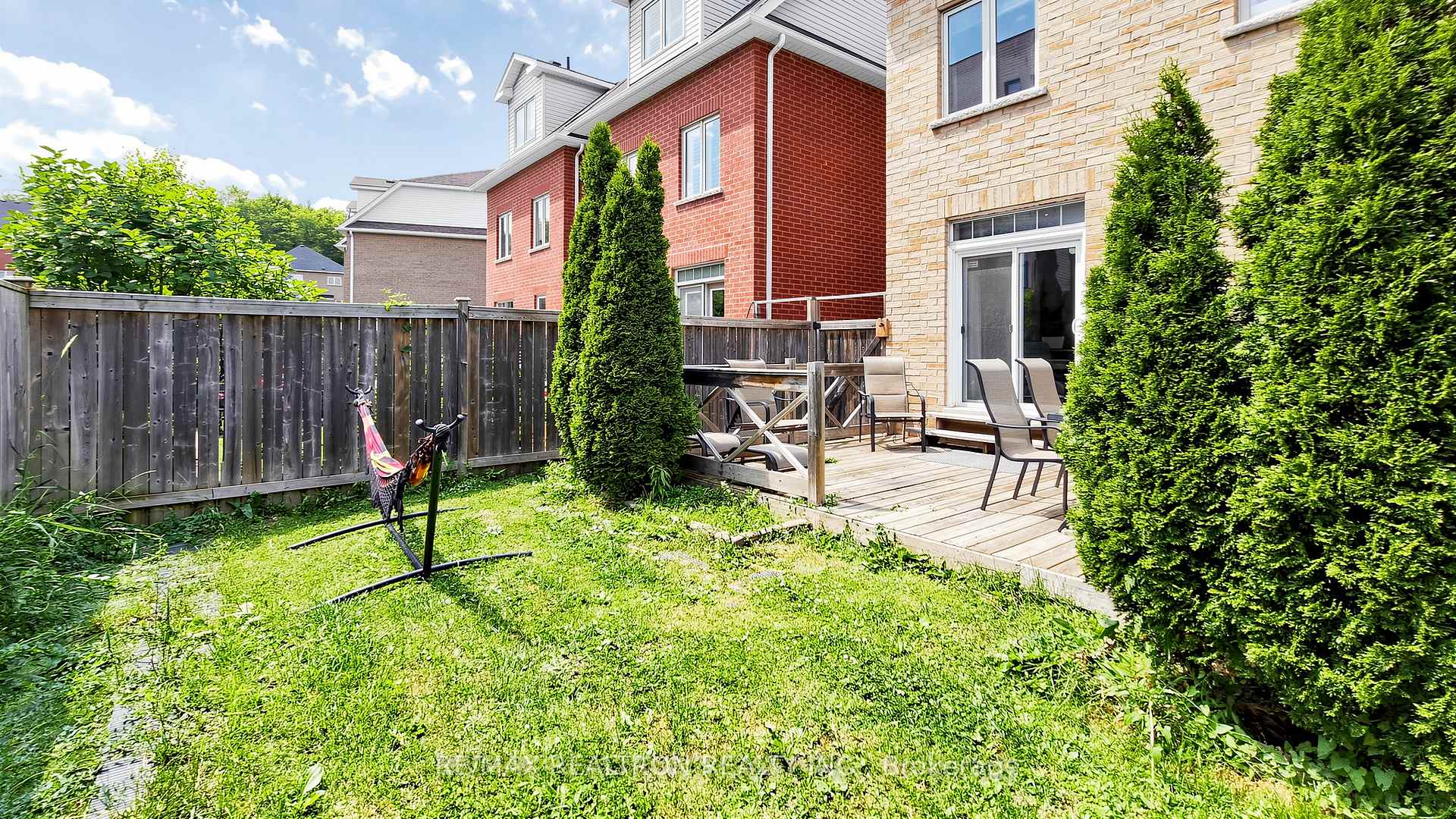 Photo 44 of 55 Bristlewood Crescent, Vaughan, Patterson — HOMEH
