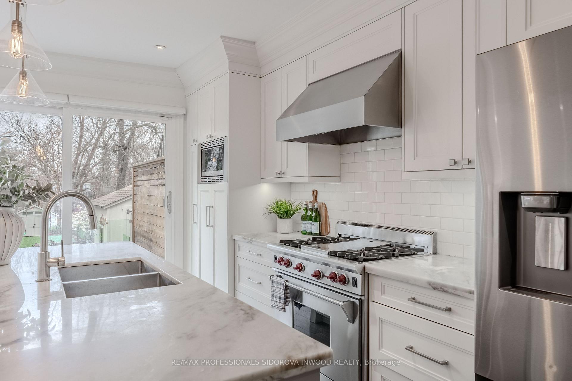 Photo 16 of 260 Indian Road, Toronto, High Park-Swansea — HOMEH