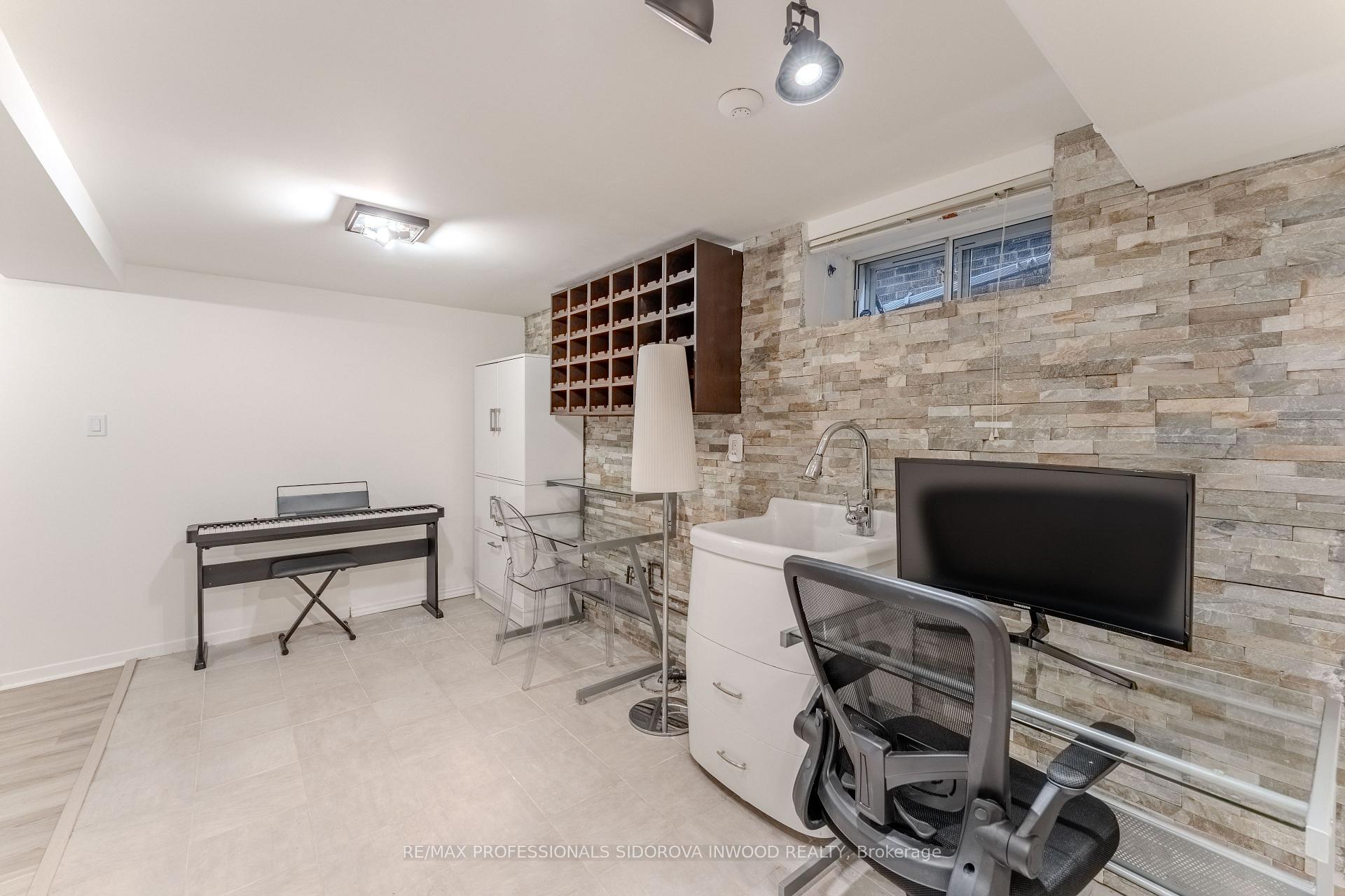 Photo 40 of 260 Indian Road, Toronto, High Park-Swansea — HOMEH