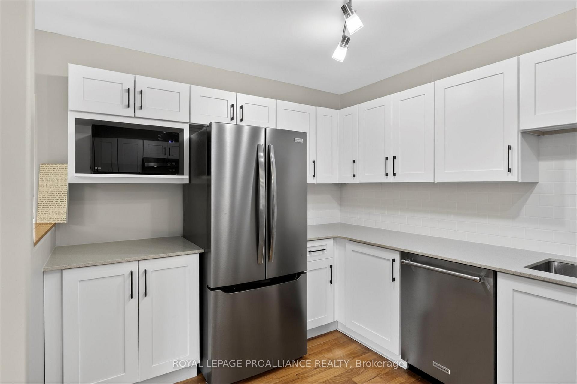 Photo 9 of 644 Trailview Drive, Peterborough, Ashburnham Ward 4 — HOMEH