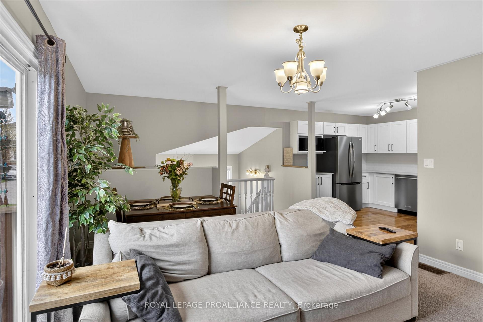 Photo 19 of 644 Trailview Drive, Peterborough, Ashburnham Ward 4 — HOMEH