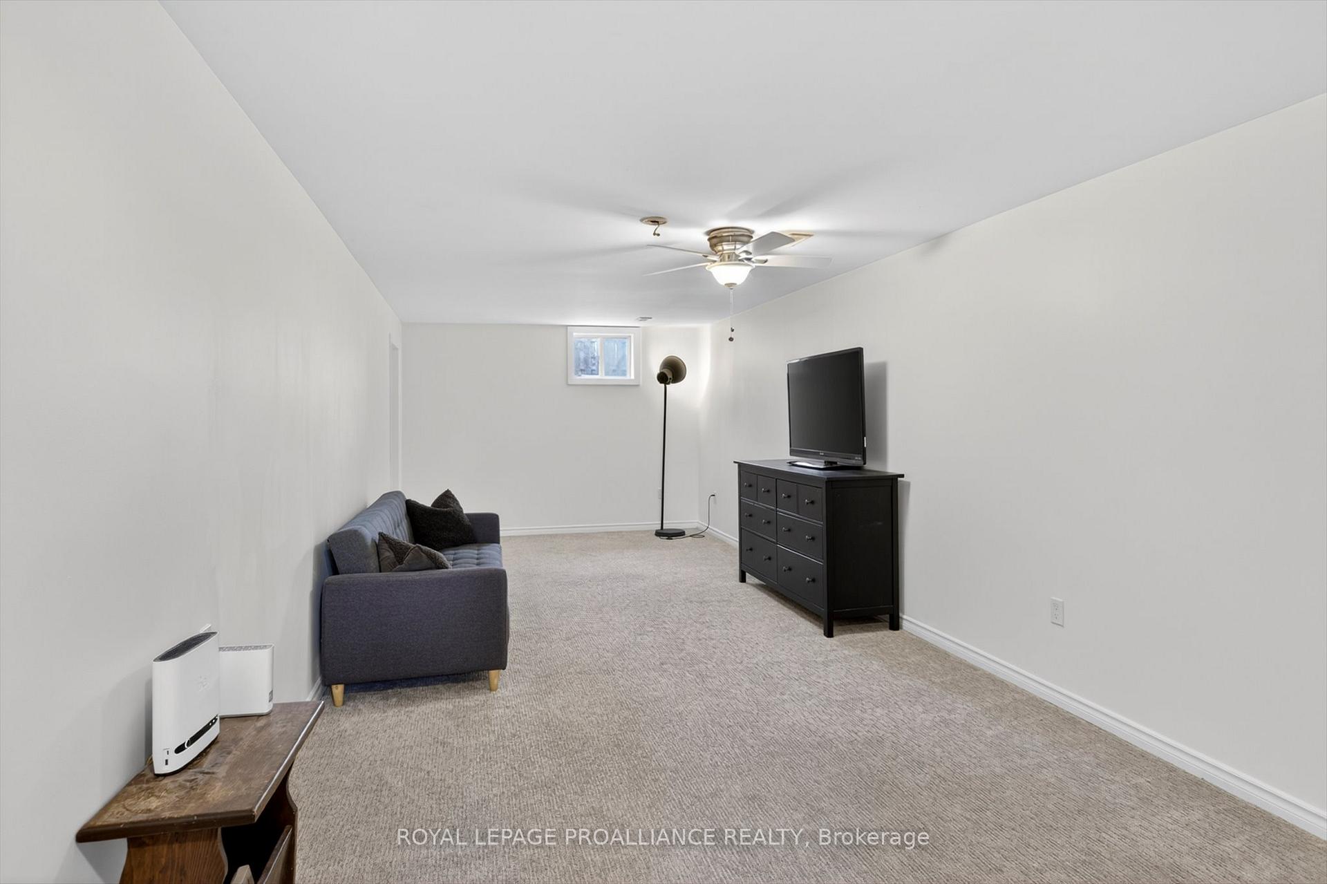 Photo 31 of 644 Trailview Drive, Peterborough, Ashburnham Ward 4 — HOMEH