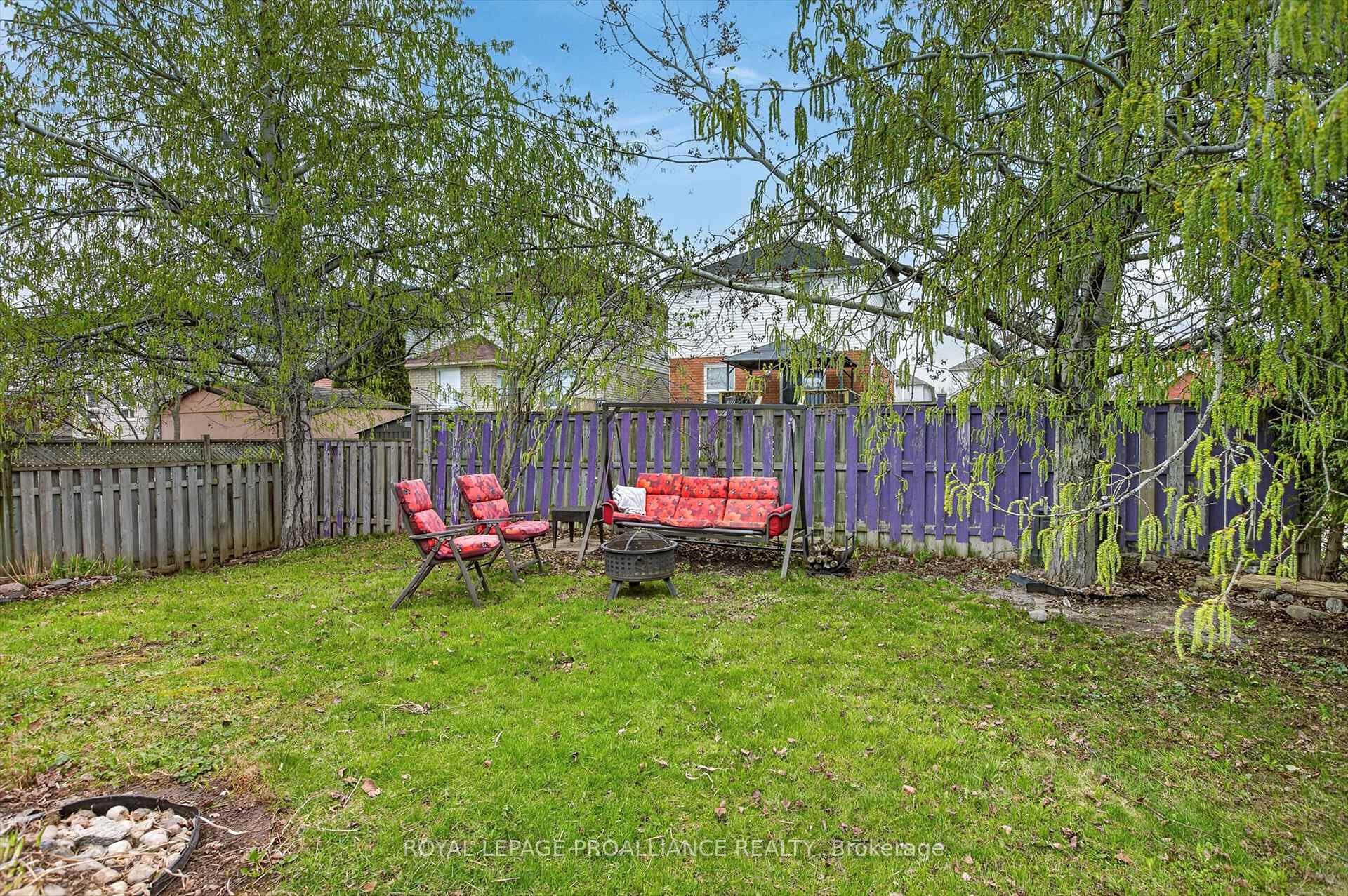 Photo 41 of 644 Trailview Drive, Peterborough, Ashburnham Ward 4 — HOMEH