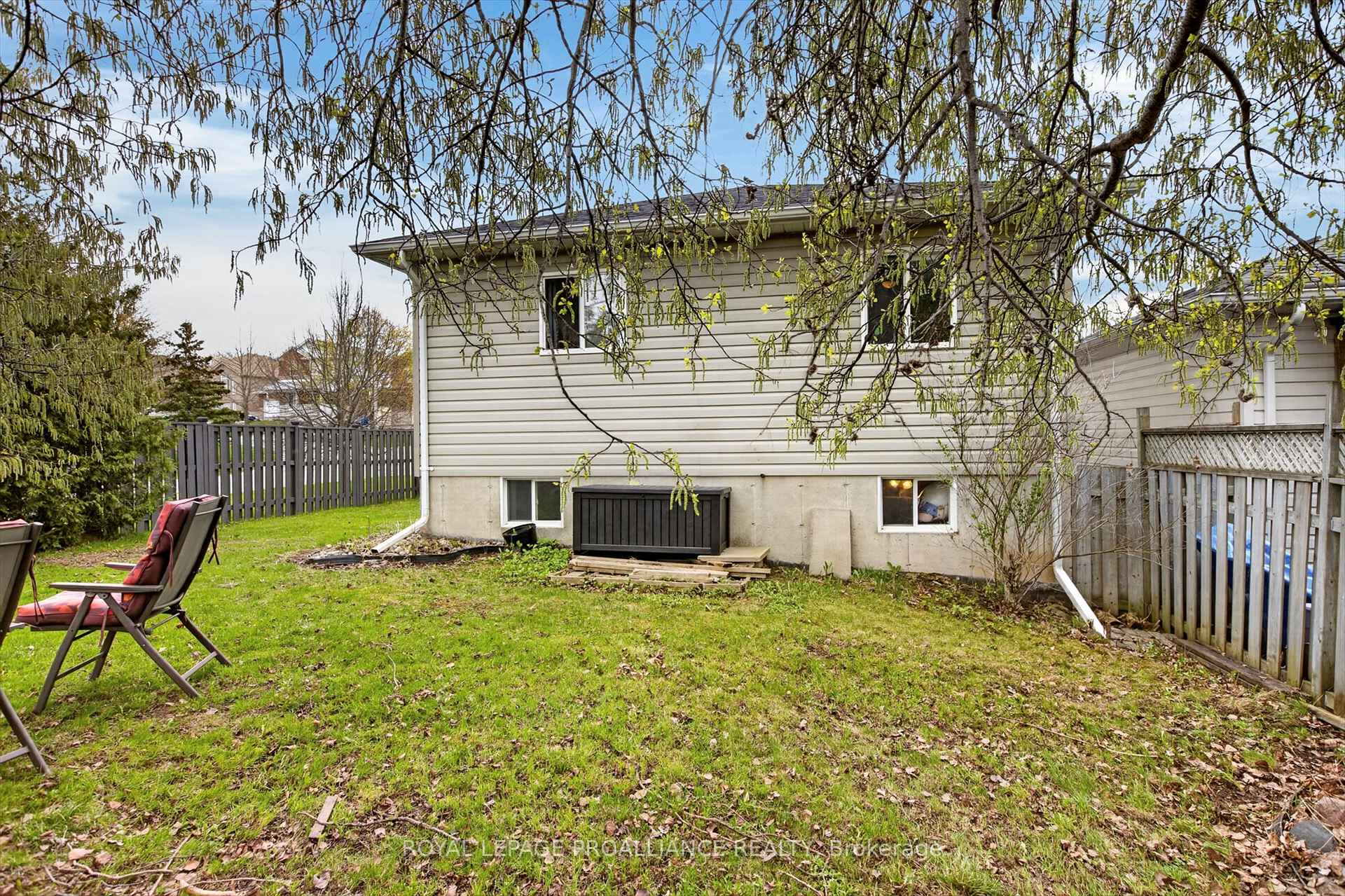 Photo 46 of 644 Trailview Drive, Peterborough, Ashburnham Ward 4 — HOMEH