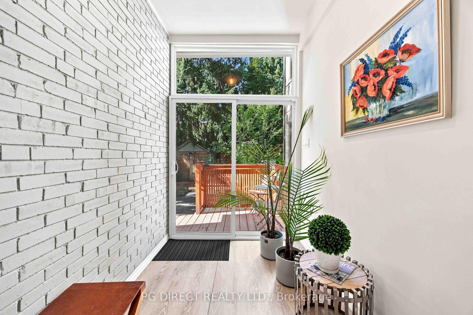 Photo 5 of 13 Evelyn Crescent, Toronto, High Park North — HOMEH