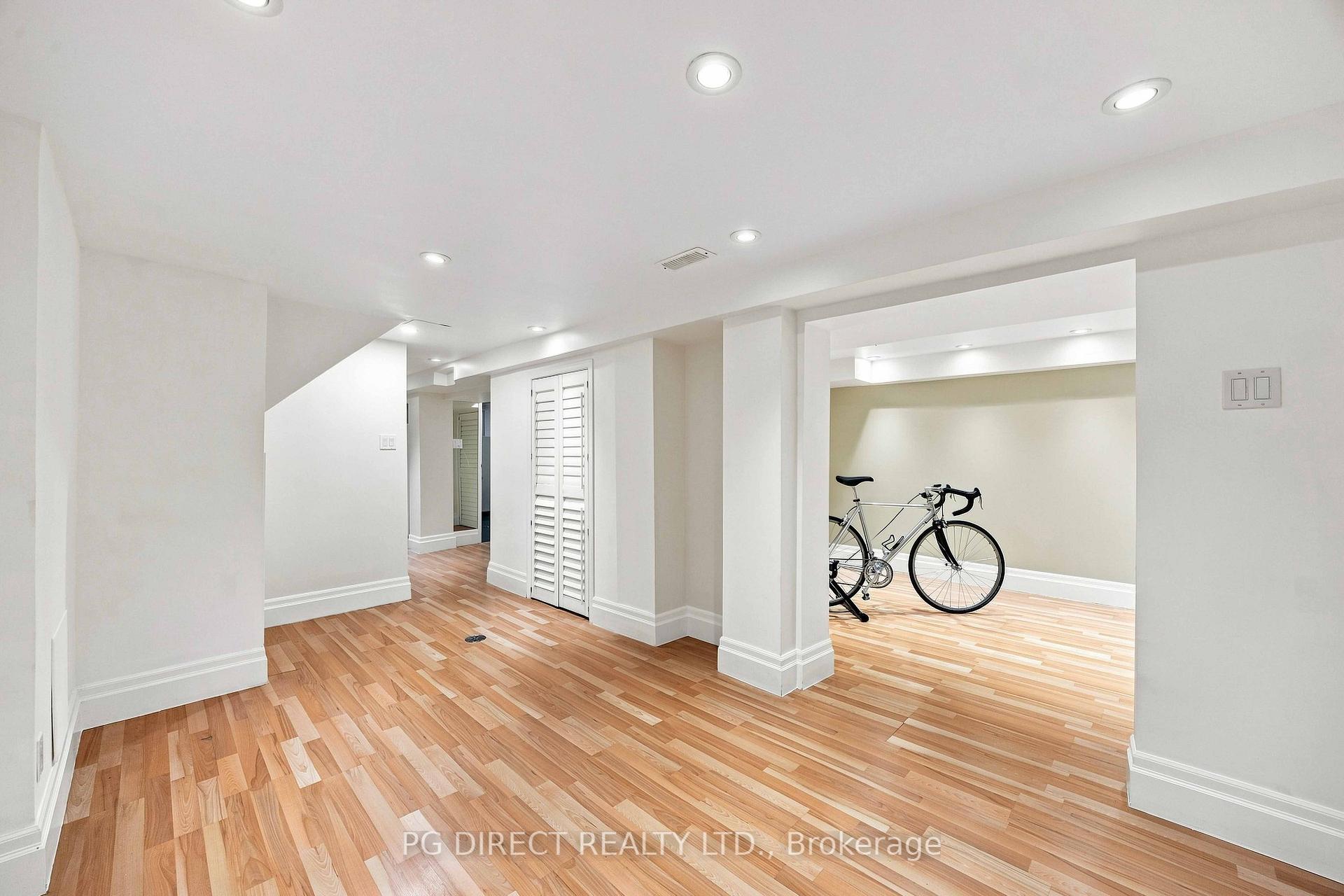 Photo 15 of 13 Evelyn Crescent, Toronto, High Park North — HOMEH