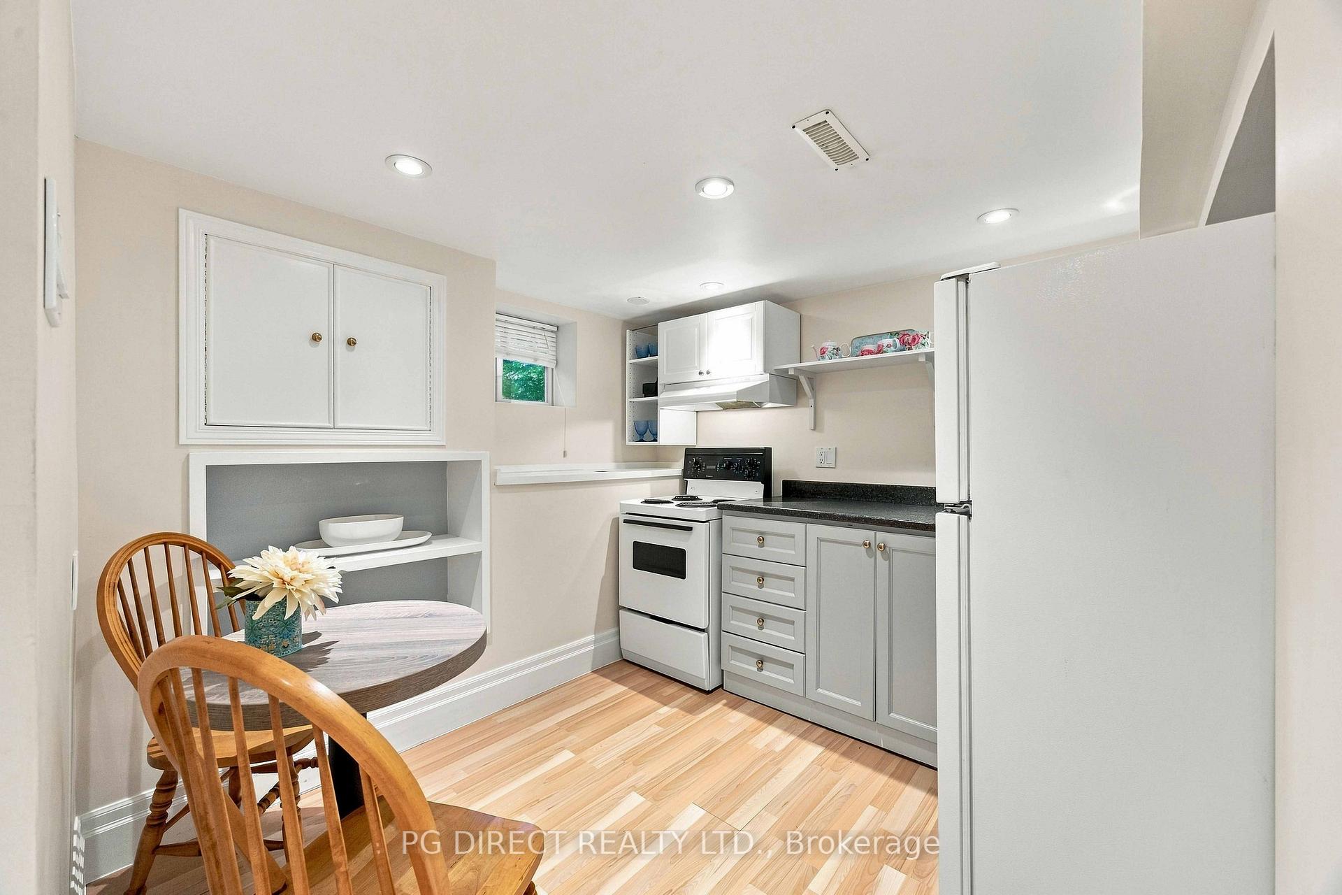 Photo 16 of 13 Evelyn Crescent, Toronto, High Park North — HOMEH