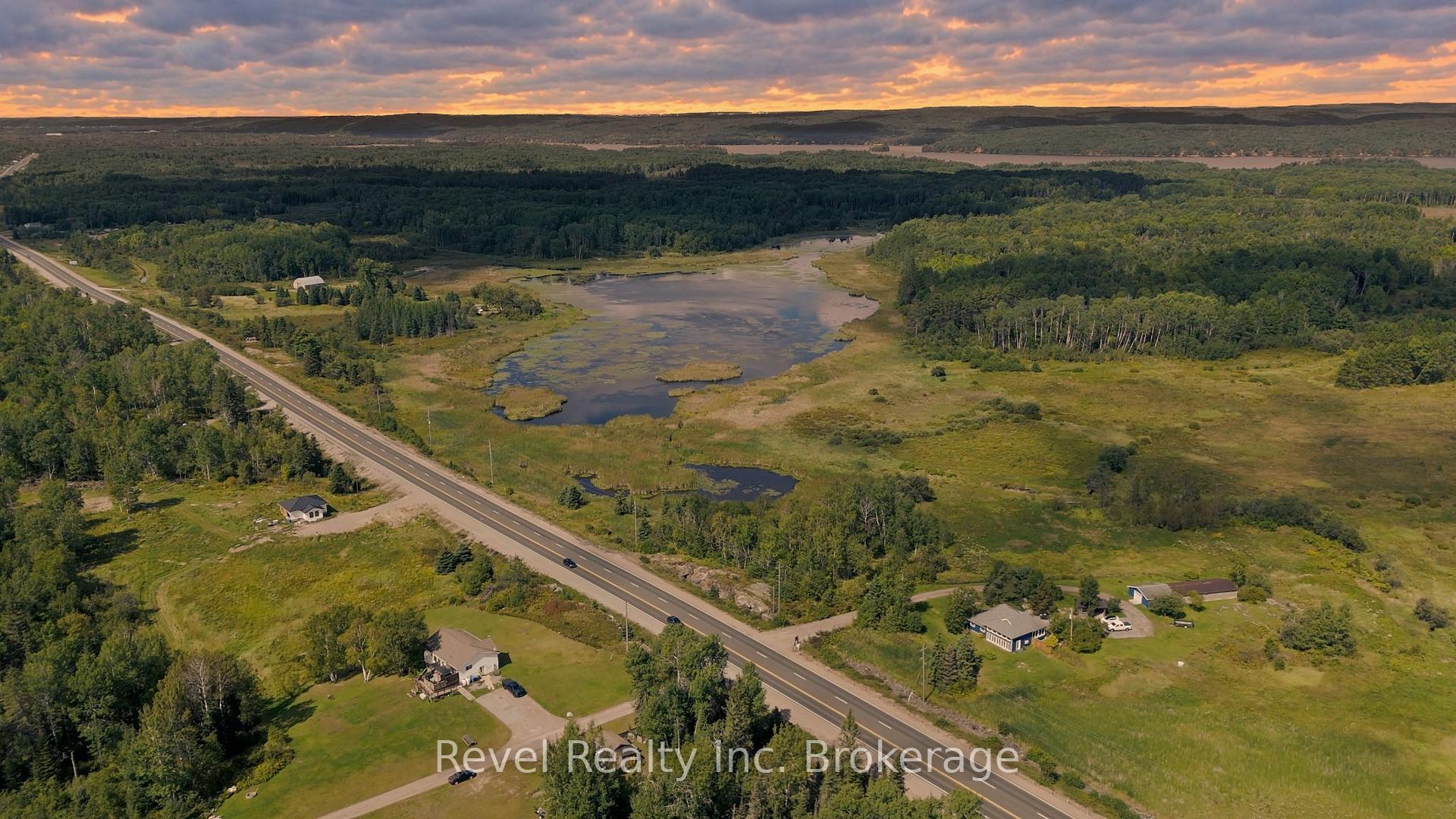 Photo of 2647C Highway 17 E