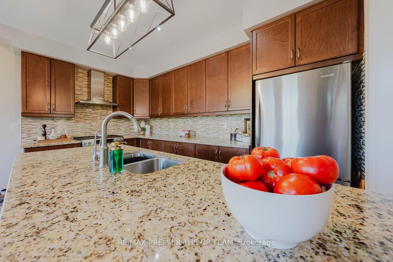 Photo 20 of 22 Adelia Place, King, King City — HOMEH