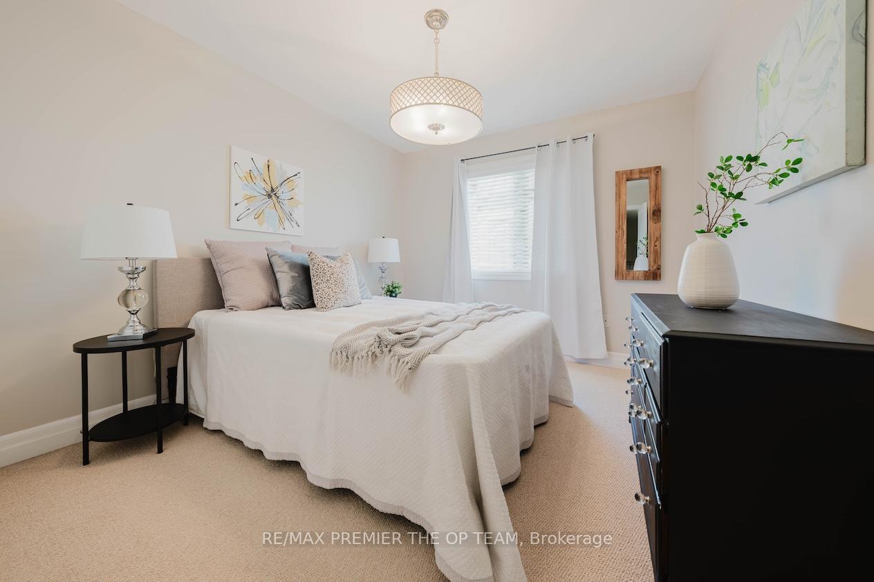 Photo 32 of 22 Adelia Place, King, King City — HOMEH