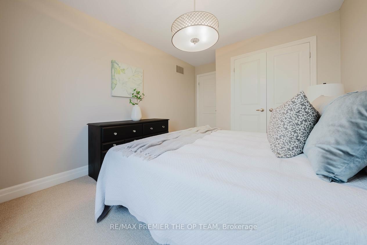 Photo 33 of 22 Adelia Place, King, King City — HOMEH