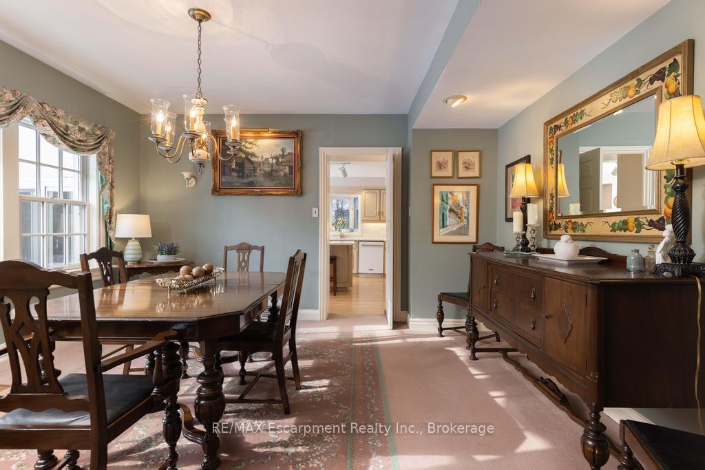 Photo 5 of 74 Howard Avenue, Oakville, Old Oakville — HOMEH