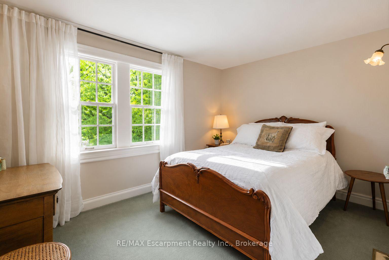 Photo 14 of 74 Howard Avenue, Oakville, Old Oakville — HOMEH