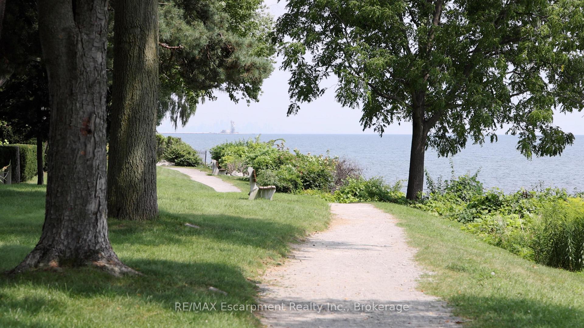 Photo 20 of 74 Howard Avenue, Oakville, Old Oakville — HOMEH