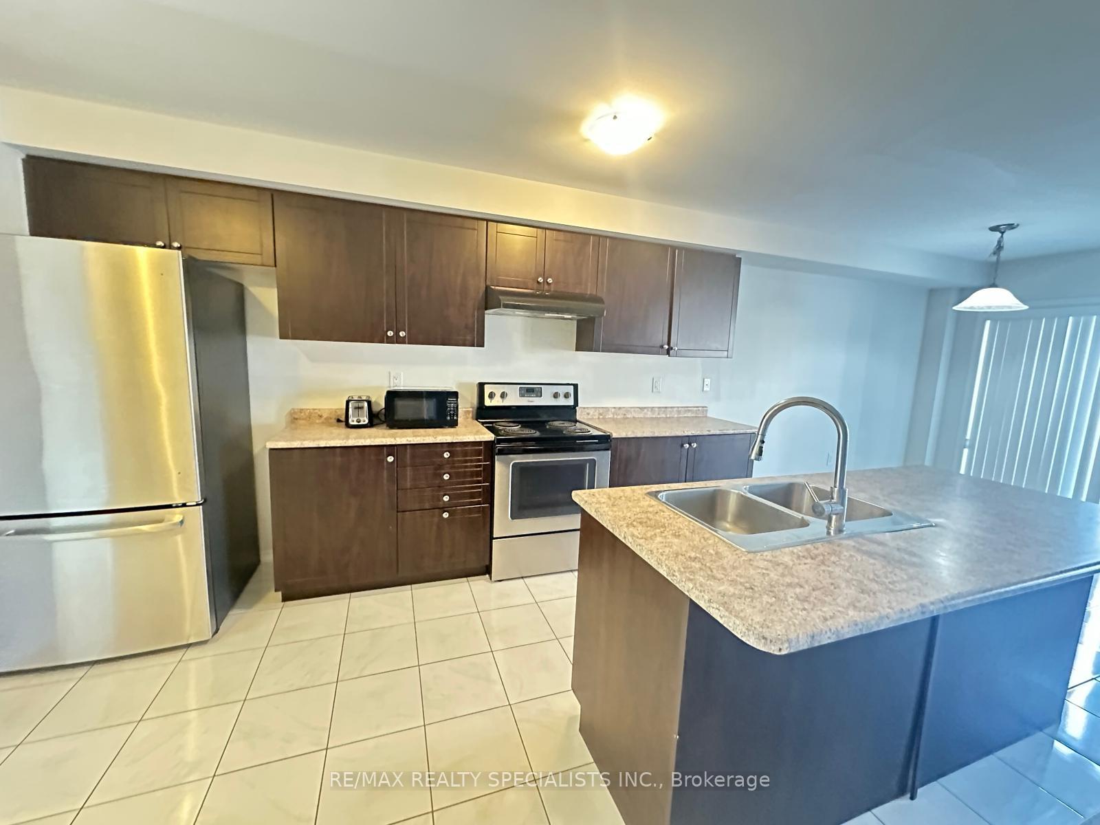 Photo 8 of 9 Cole Crescent, Brantford, Empire — HOMEH