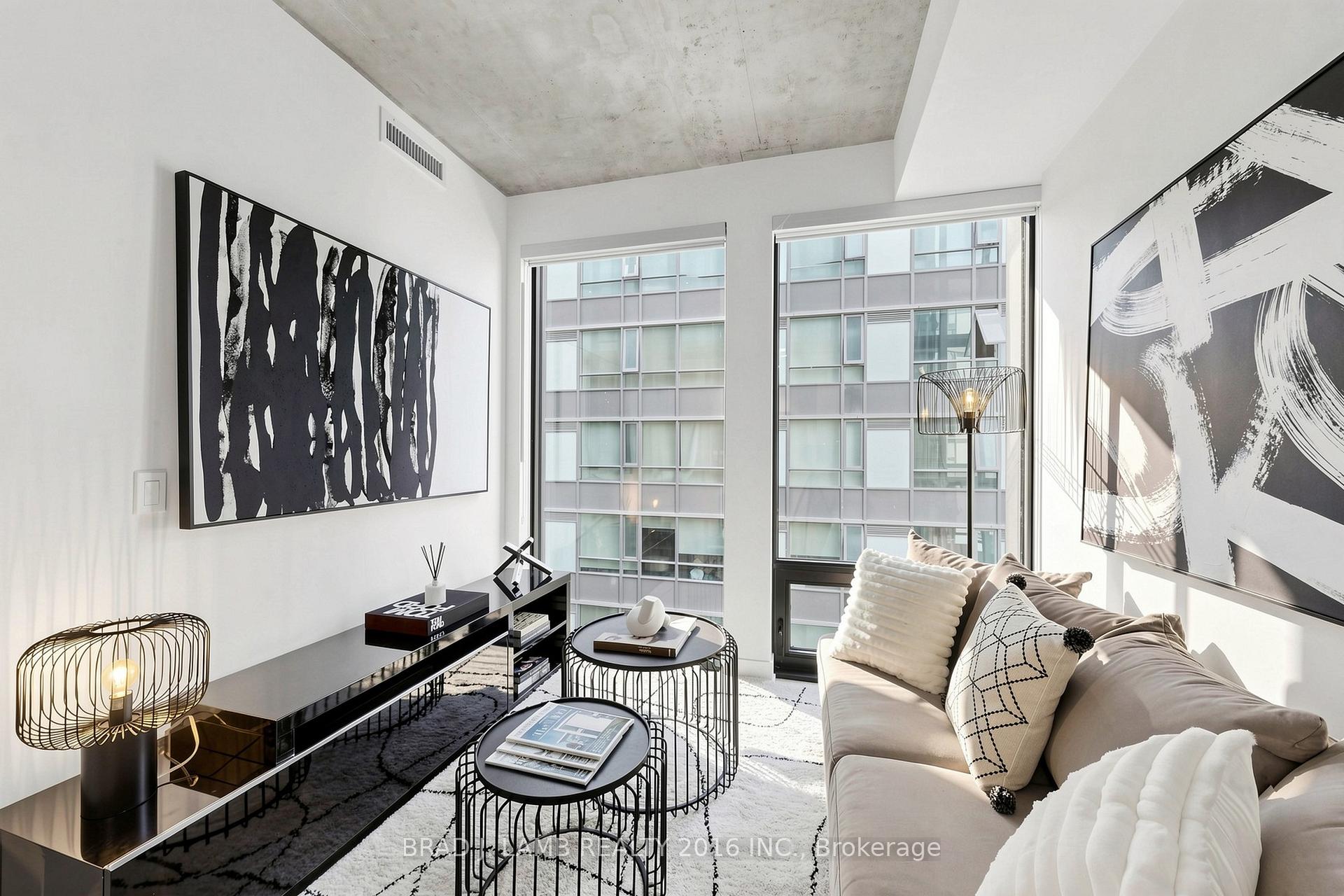 Photo 4 of Unit 701, 284 King Street E, Toronto, Moss Park — HOMEH