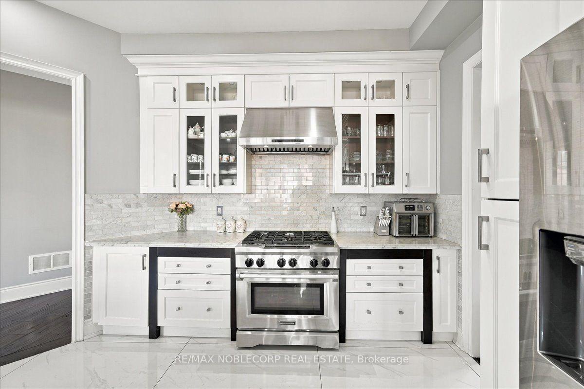 Photo 20 of 15 Degrey Drive, Brampton, Bram East — HOMEH