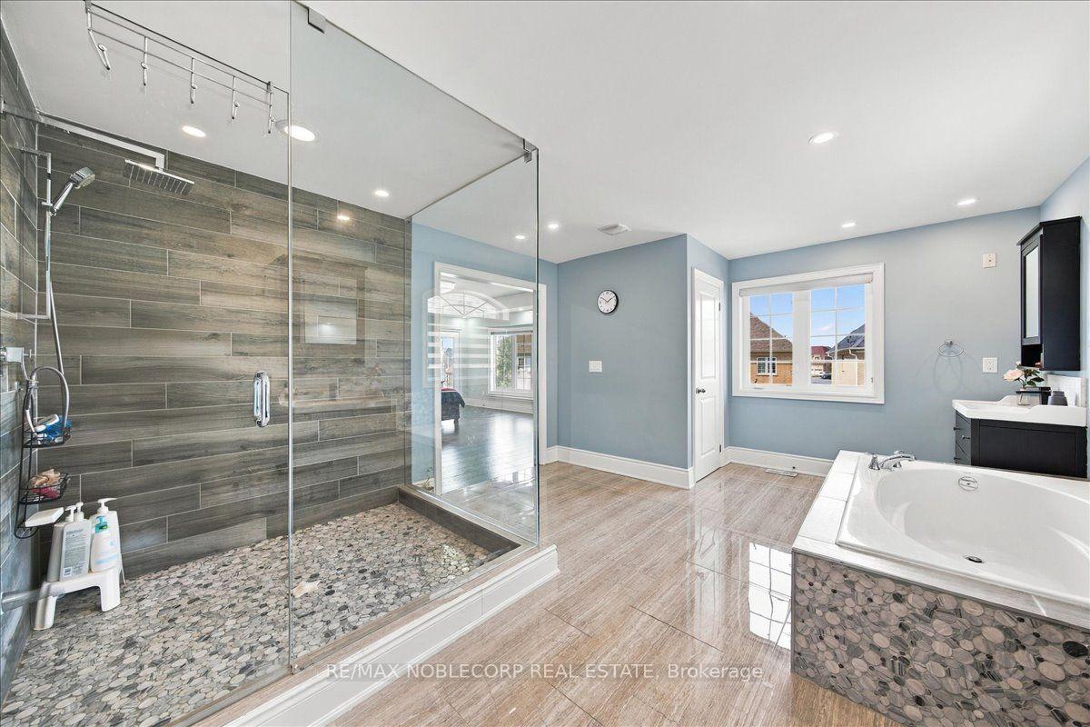 Photo 30 of 15 Degrey Drive, Brampton, Bram East — HOMEH