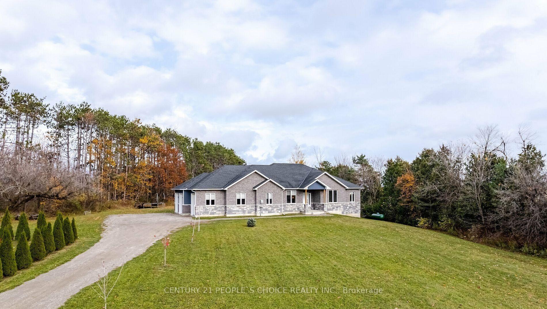 Photo of 936533 Airport Road W