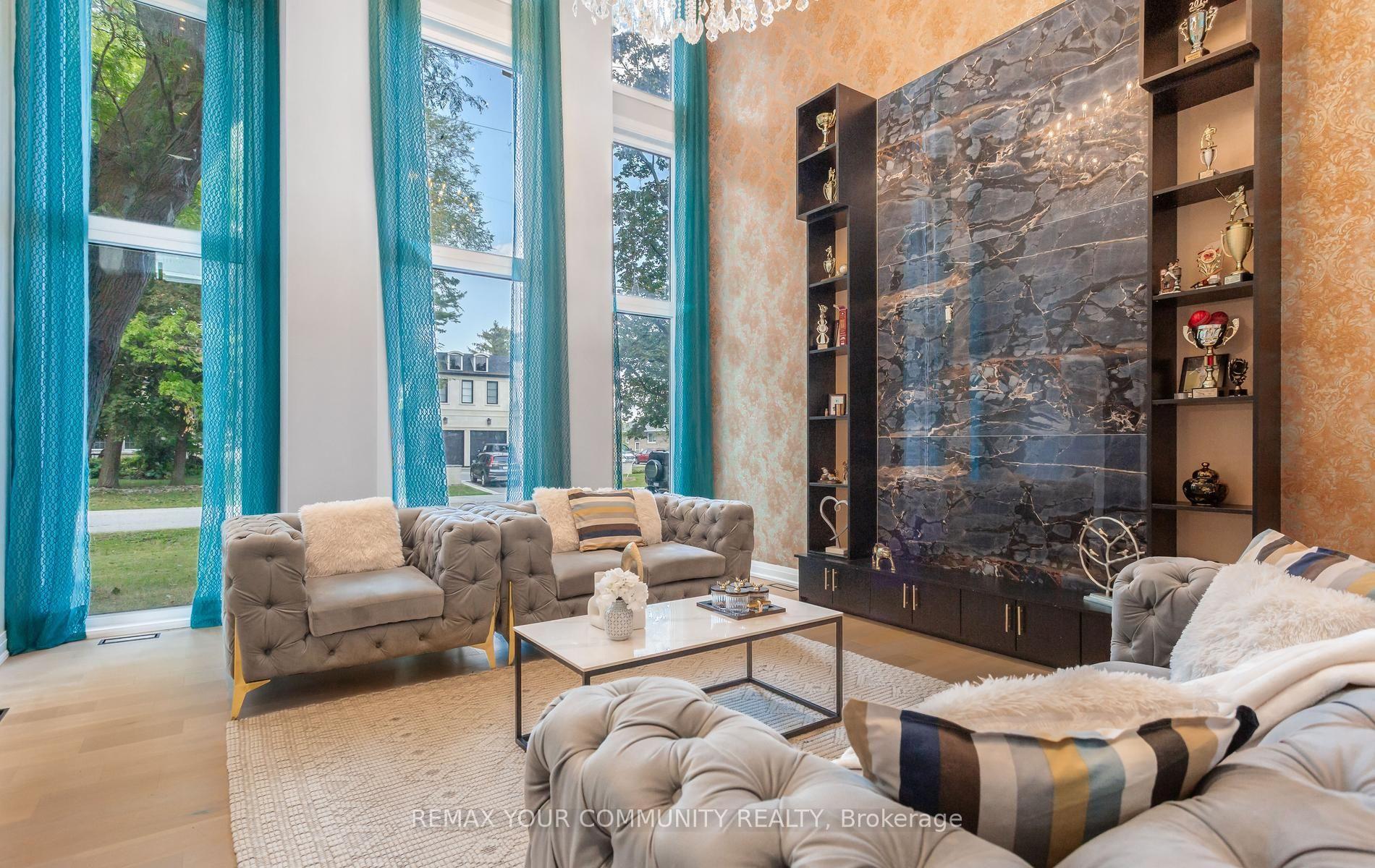 Photo 7 of 606 Stephens Crescent, Oakville, West — HOMEH