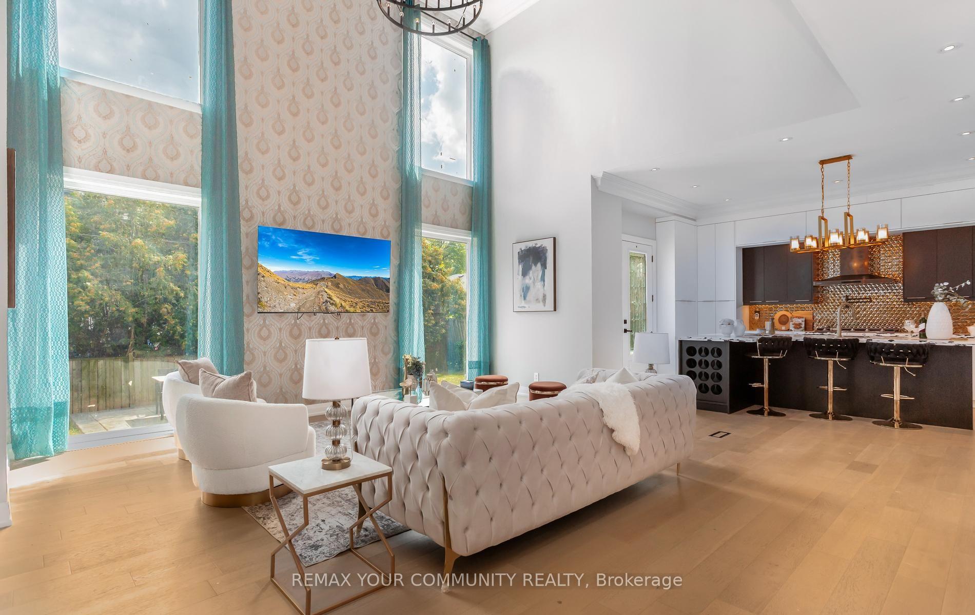 Photo 14 of 606 Stephens Crescent, Oakville, West — HOMEH