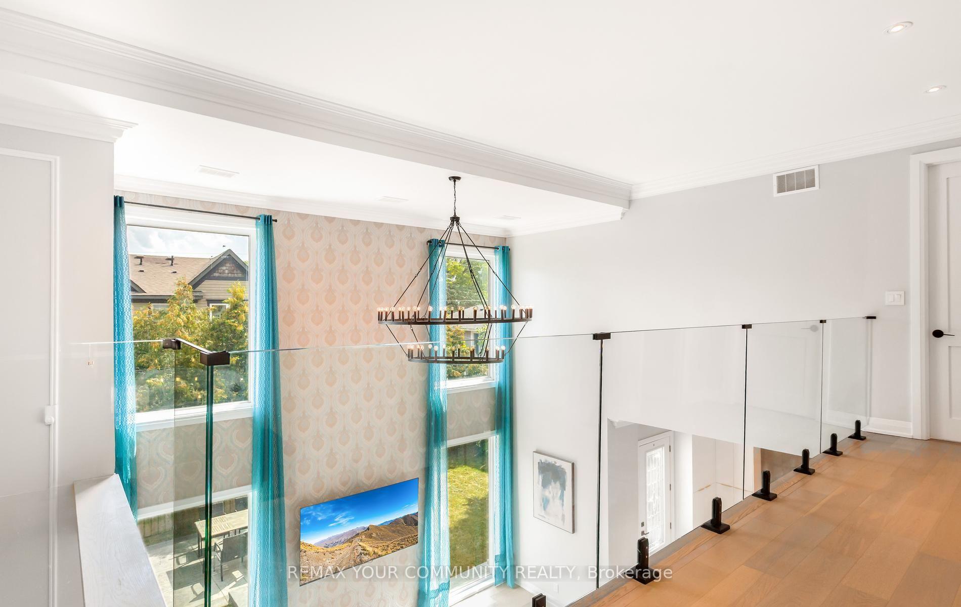 Photo 25 of 606 Stephens Crescent, Oakville, West — HOMEH