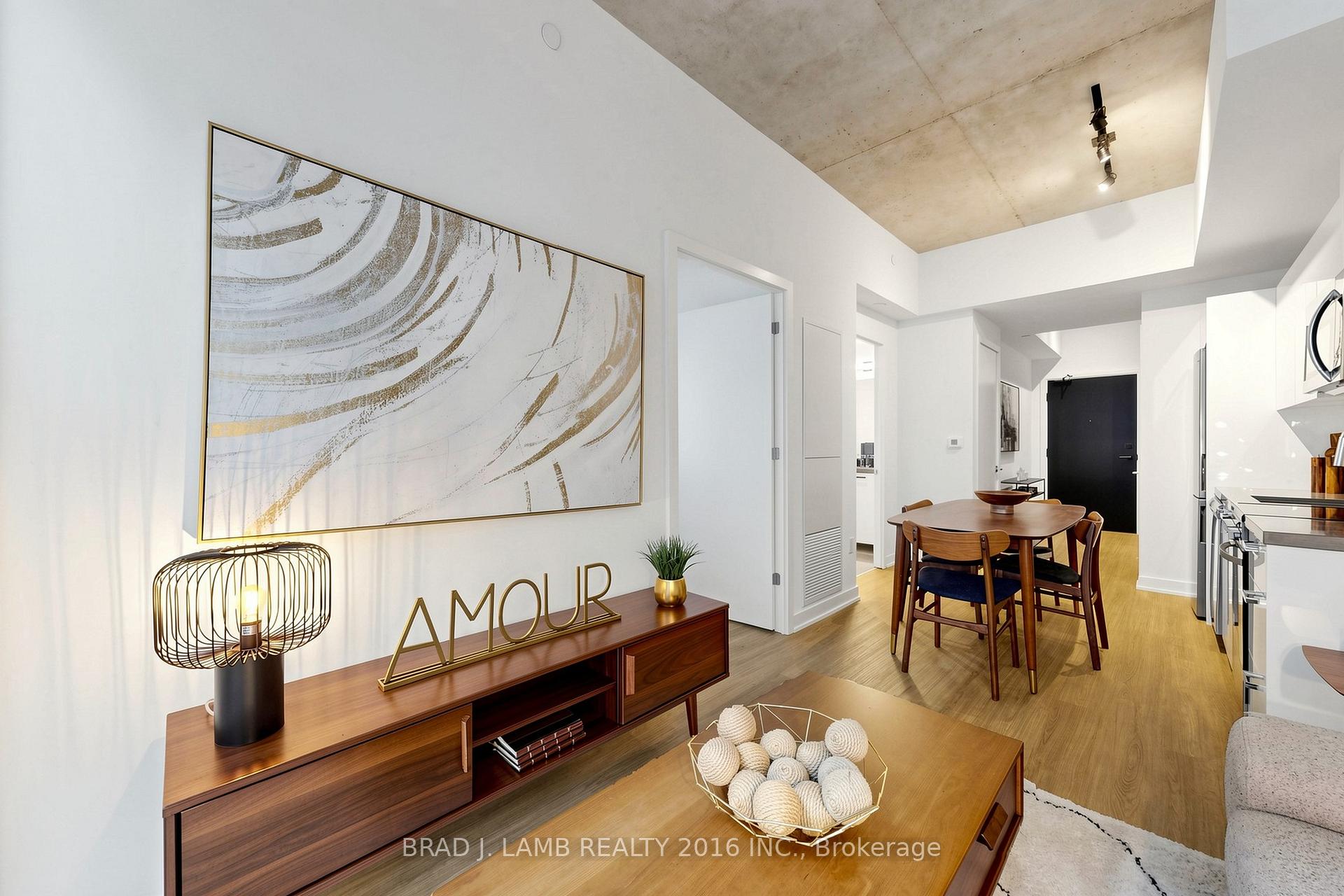 Photo 5 of Unit 808, 284 King Street E, Toronto, Moss Park — HOMEH