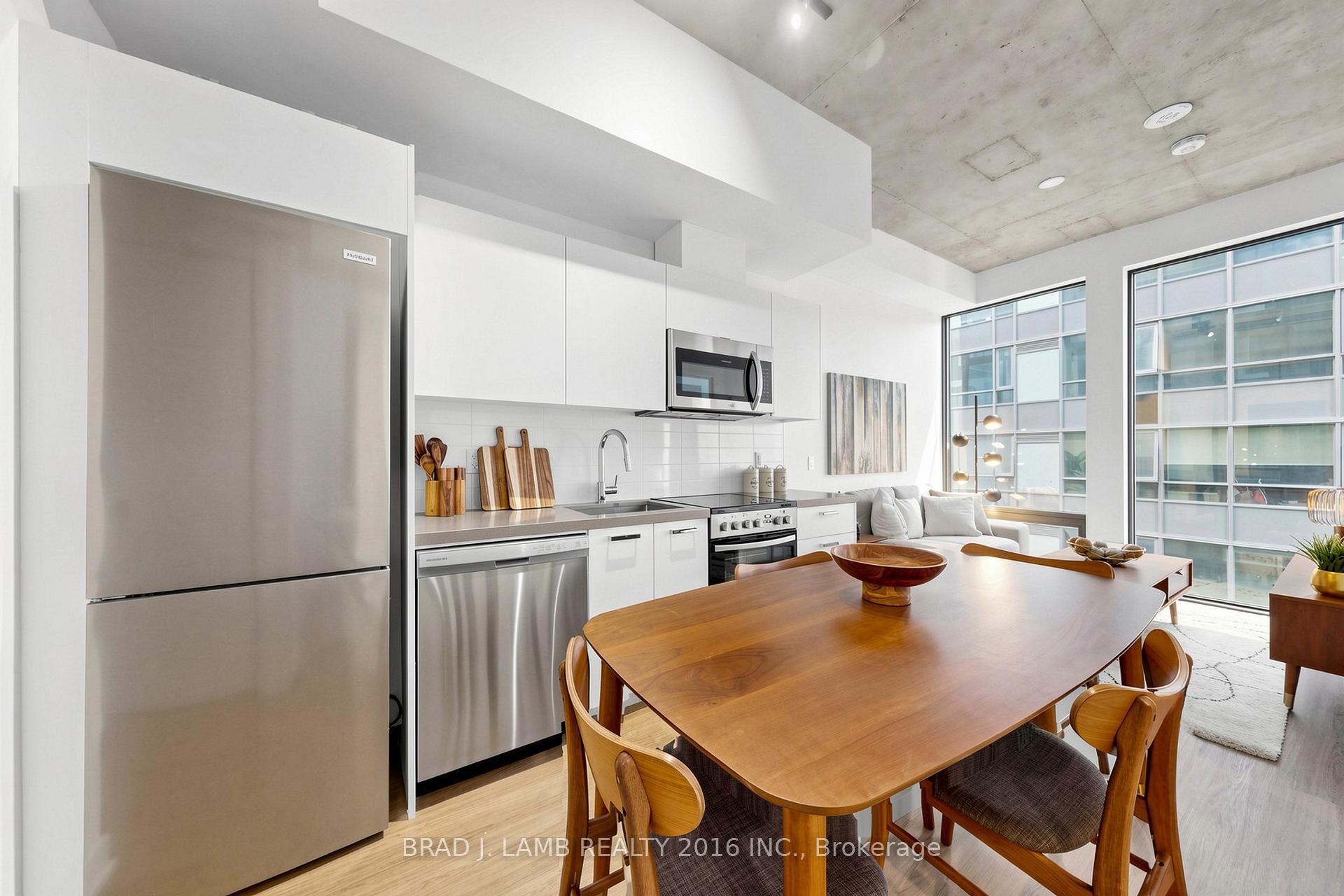 Photo 6 of Unit 808, 284 King Street E, Toronto, Moss Park — HOMEH