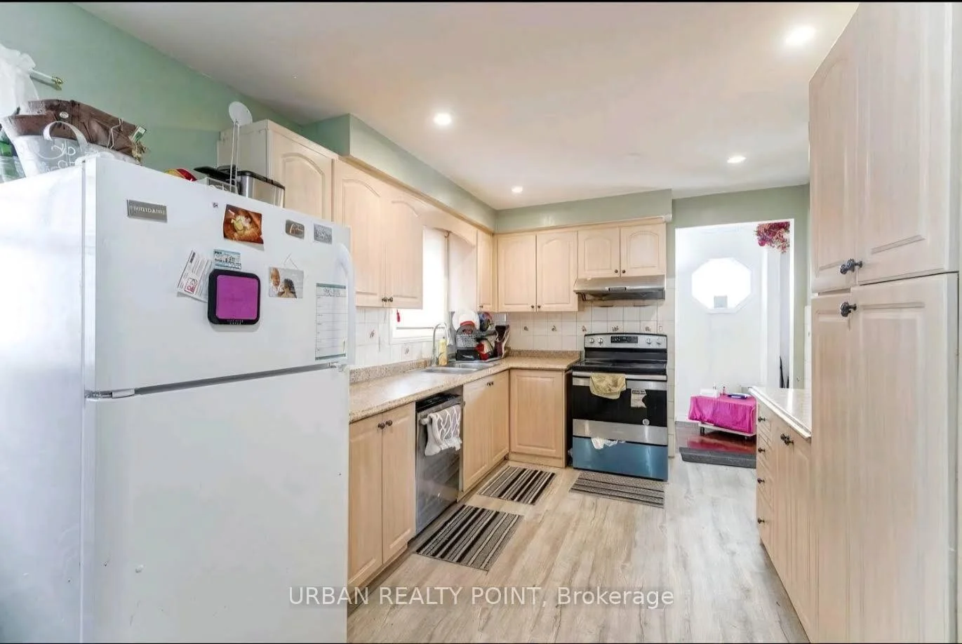 Photo 6 of 52 Fallway Road E, Brampton, Madoc — HOMEH