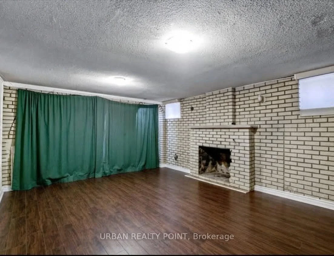 Photo 17 of 52 Fallway Road E, Brampton, Madoc — HOMEH