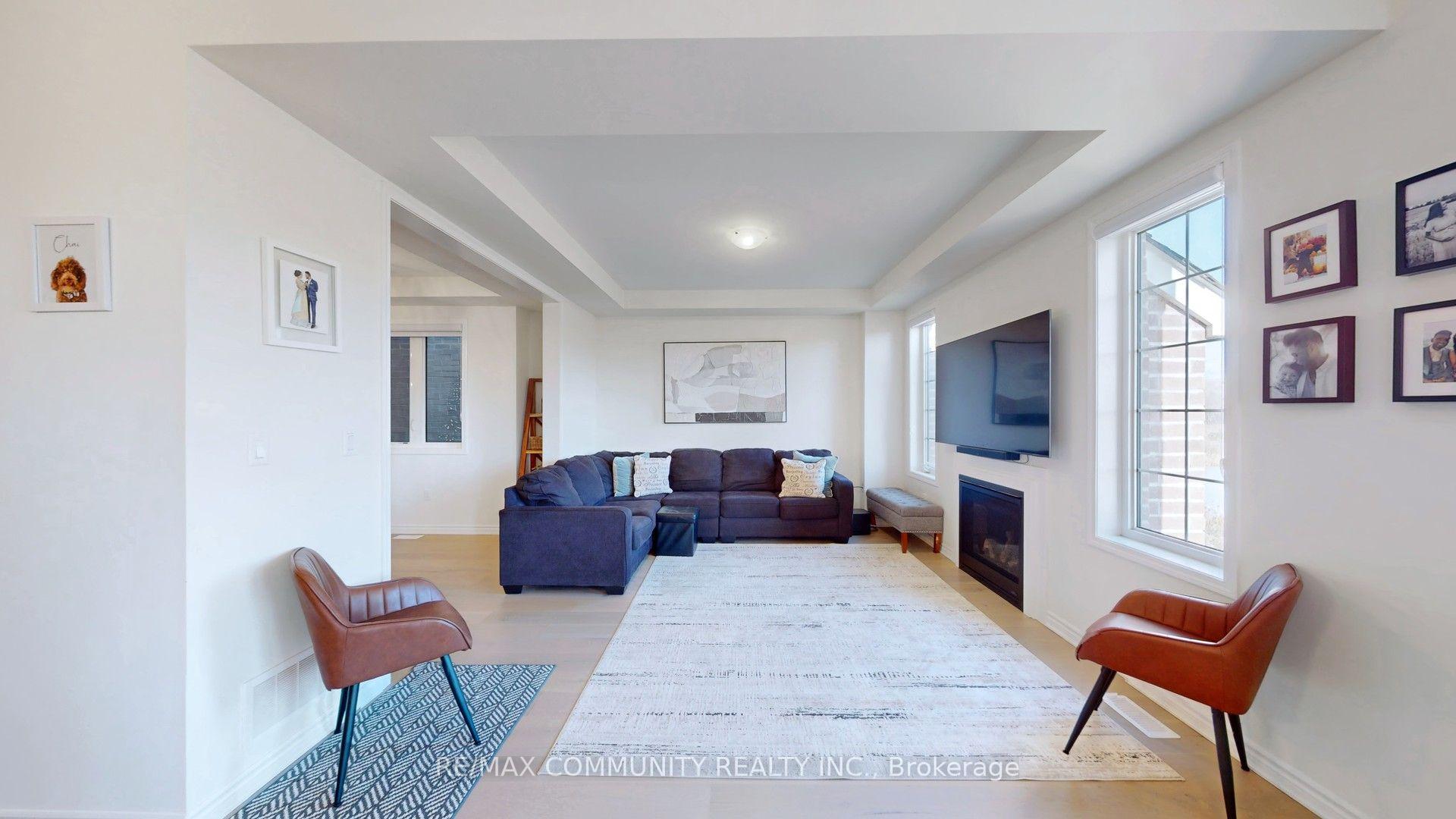 Photo 3 of 3279 Turnstone Boulevard, Pickering, Rural Pickering — HOMEH