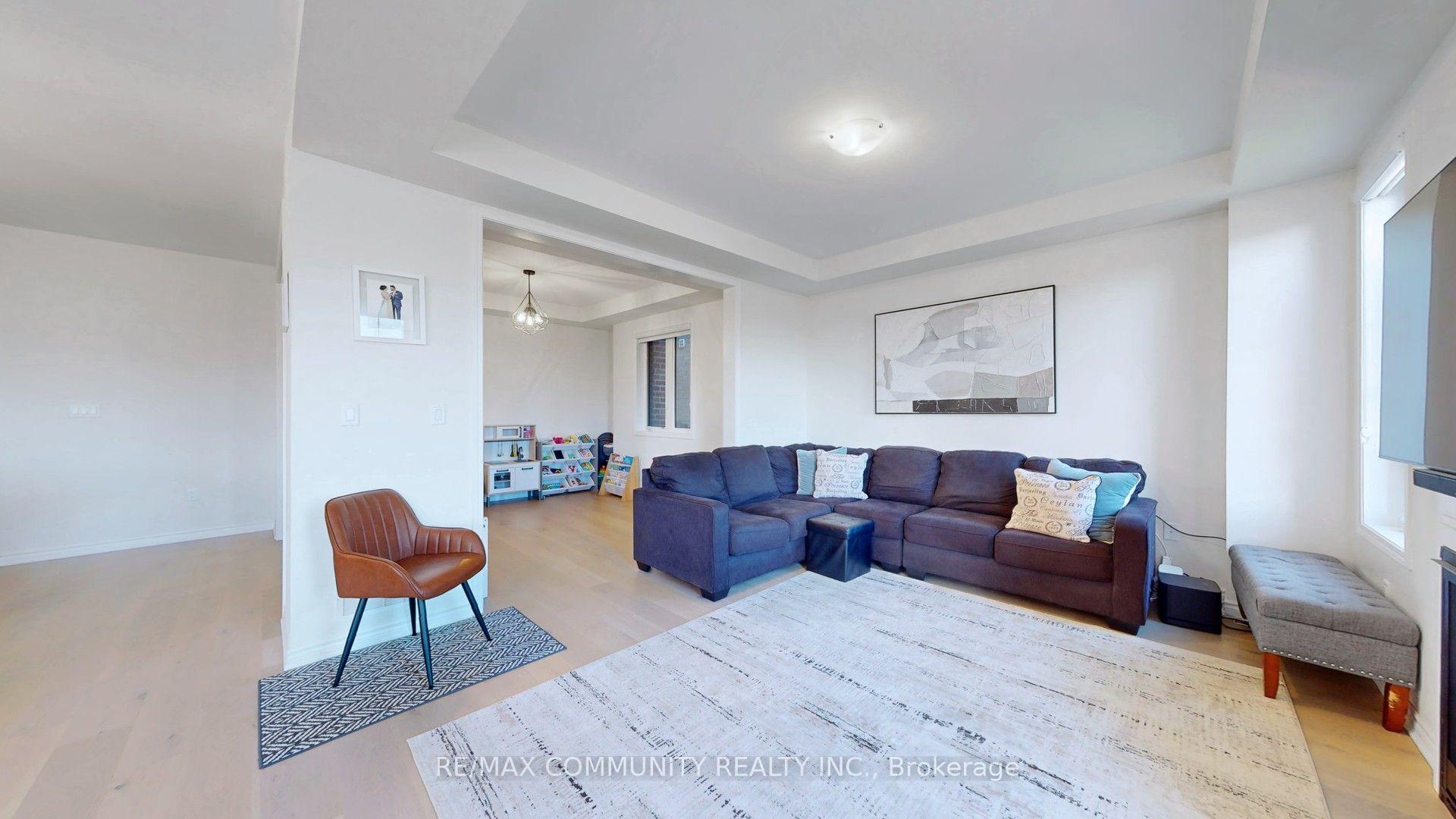 Photo 5 of 3279 Turnstone Boulevard, Pickering, Rural Pickering — HOMEH