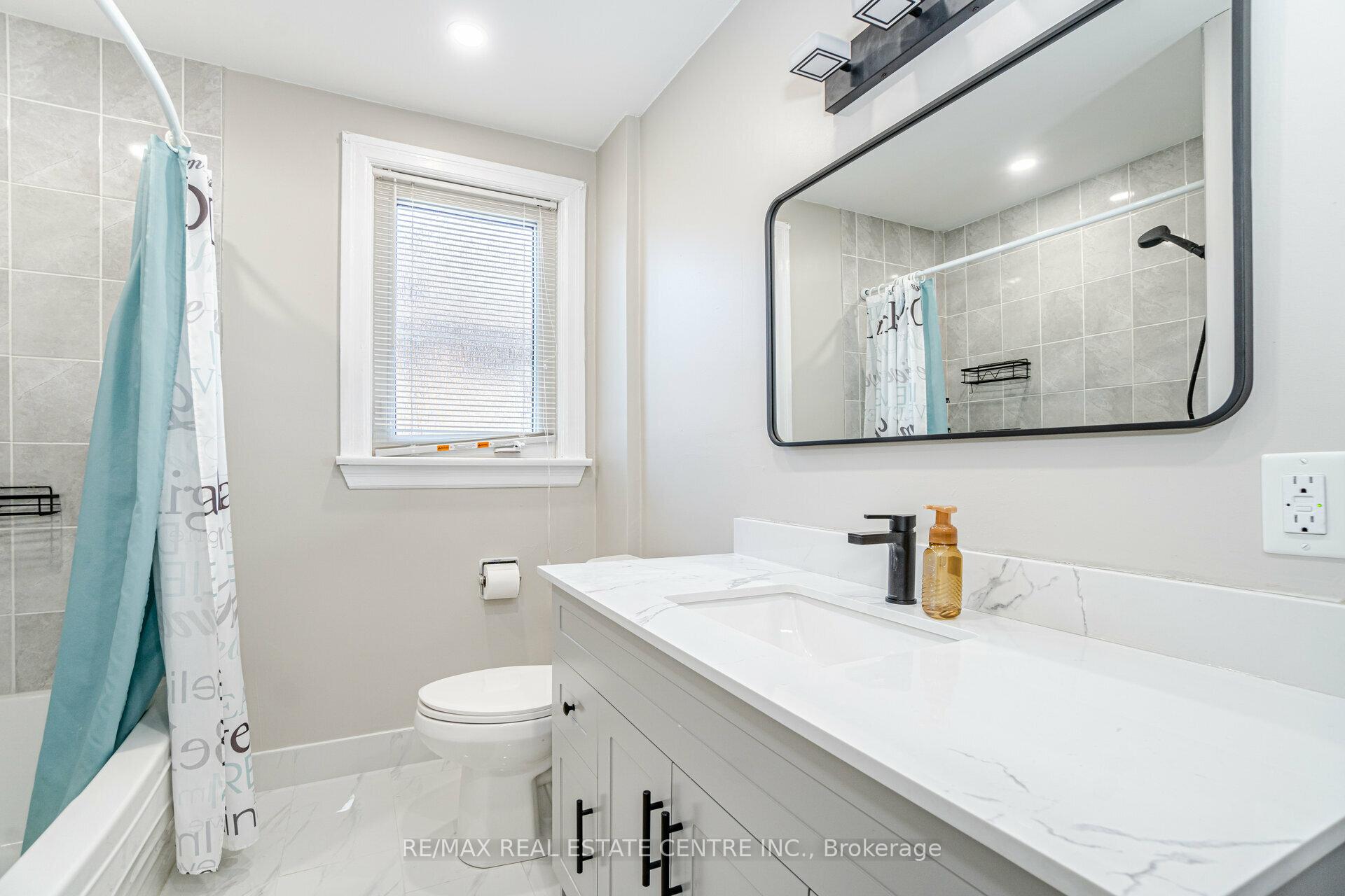 Photo 14 of Unit UPPER LEVEL, 102 Wilson Road S, Oshawa, Central — HOMEH