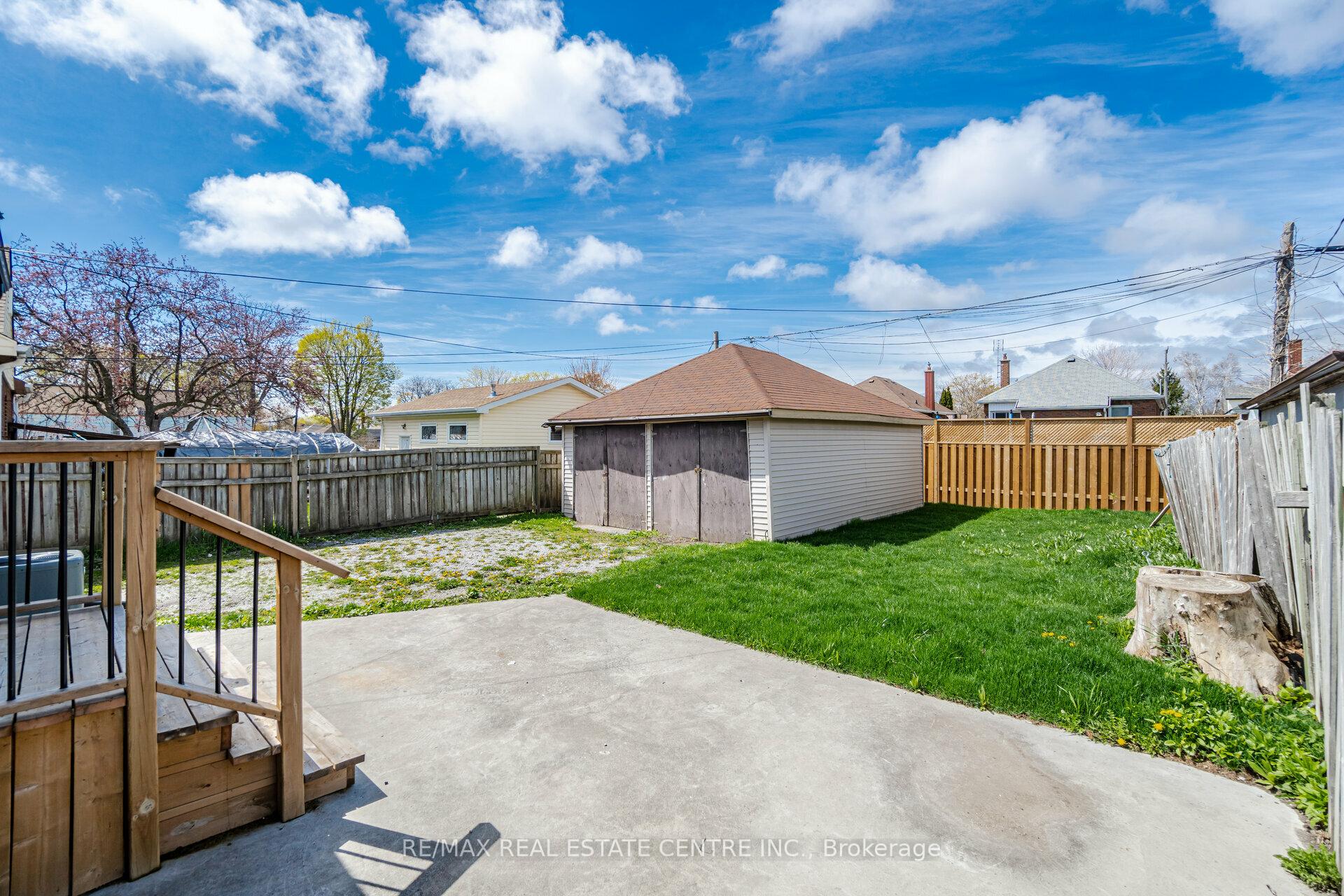 Photo 24 of Unit UPPER LEVEL, 102 Wilson Road S, Oshawa, Central — HOMEH