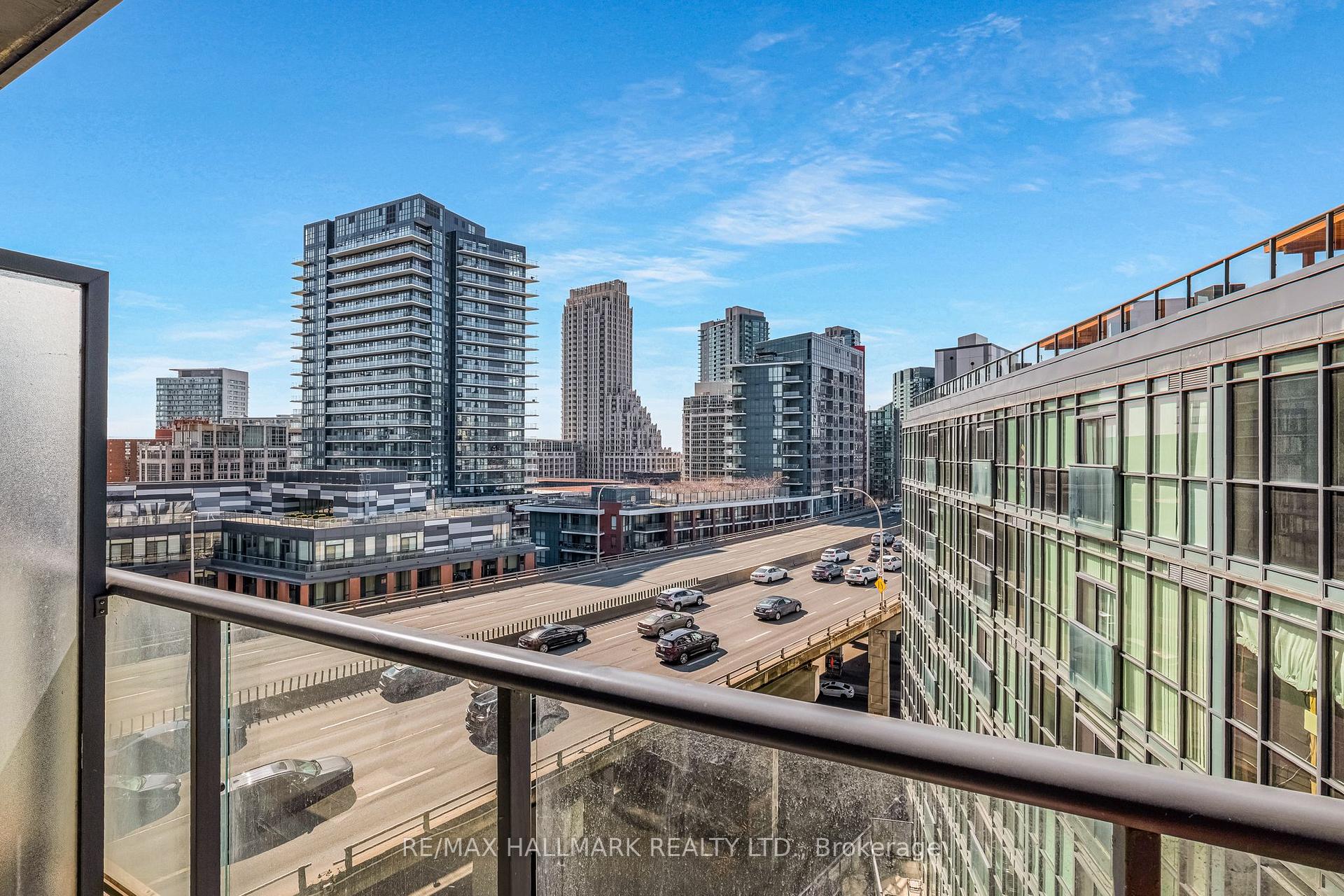 Photo 14 of Unit 913, 169 Fort York Boulevard, Toronto, Niagara — HOMEH