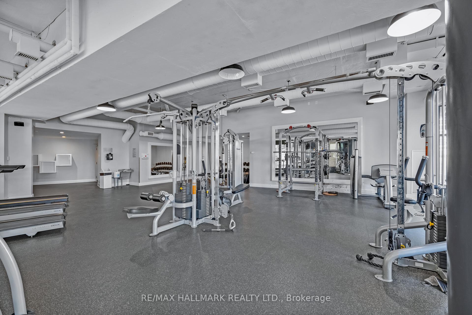 Photo 17 of Unit 913, 169 Fort York Boulevard, Toronto, Niagara — HOMEH