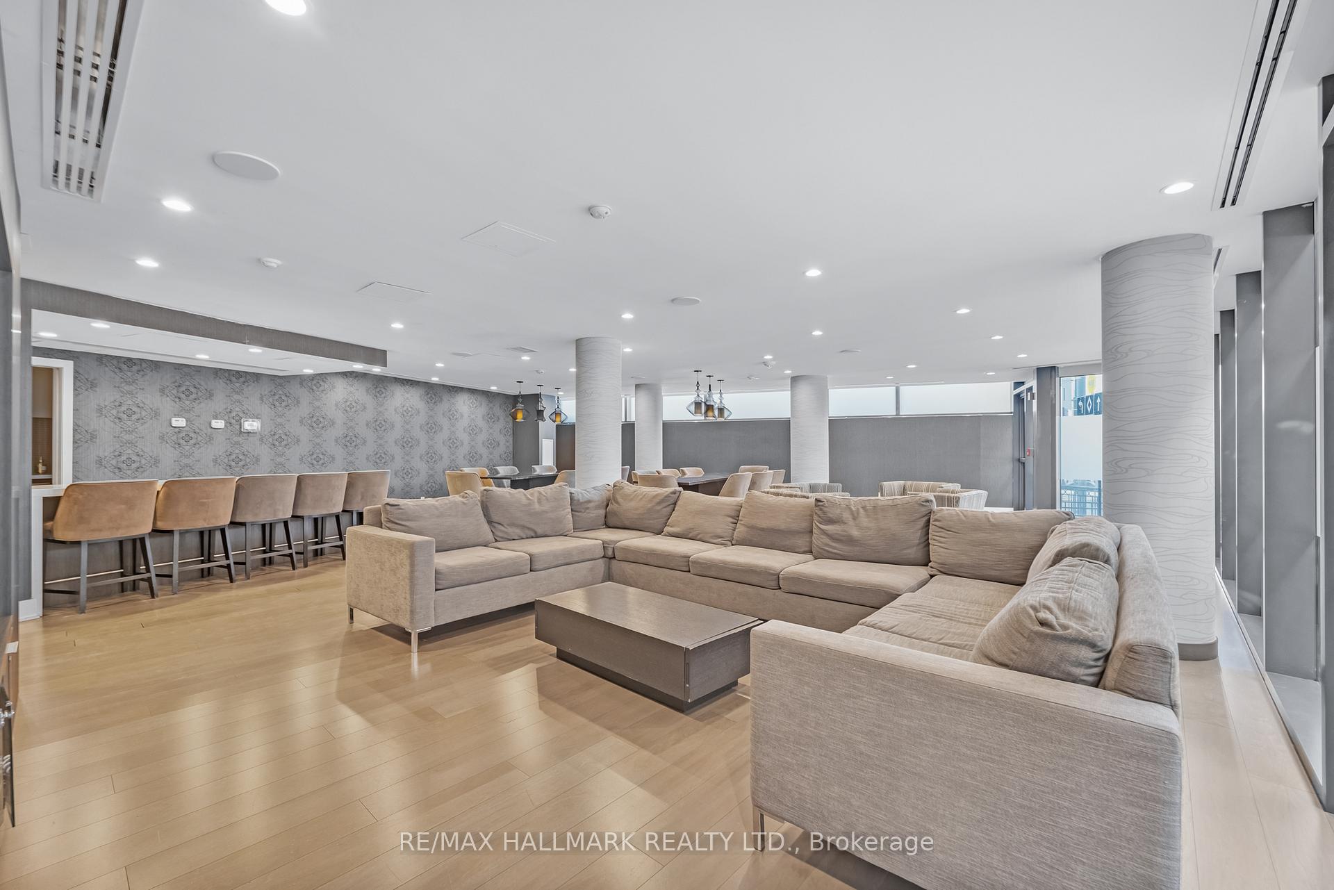 Photo 21 of Unit 913, 169 Fort York Boulevard, Toronto, Niagara — HOMEH