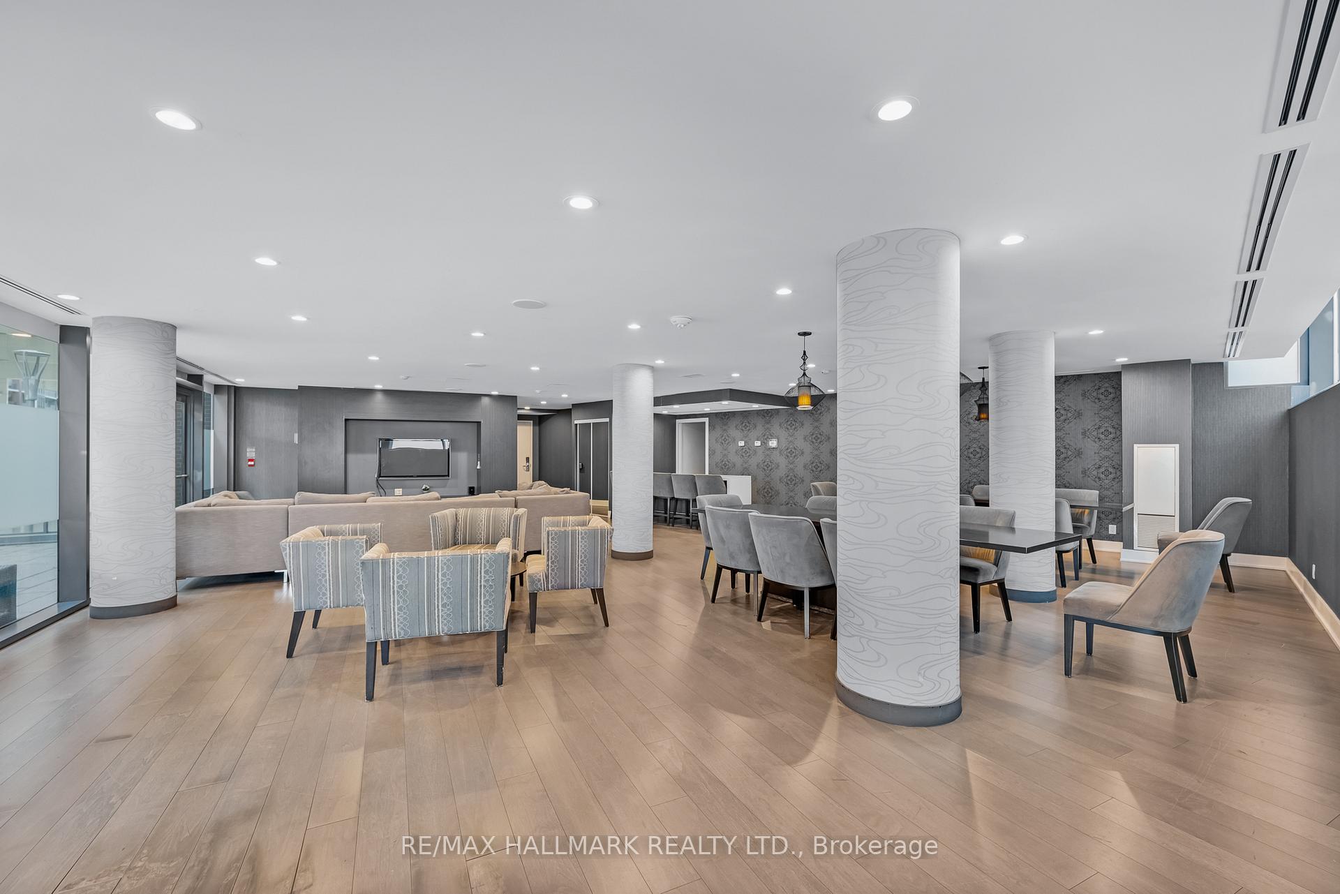 Photo 22 of Unit 913, 169 Fort York Boulevard, Toronto, Niagara — HOMEH
