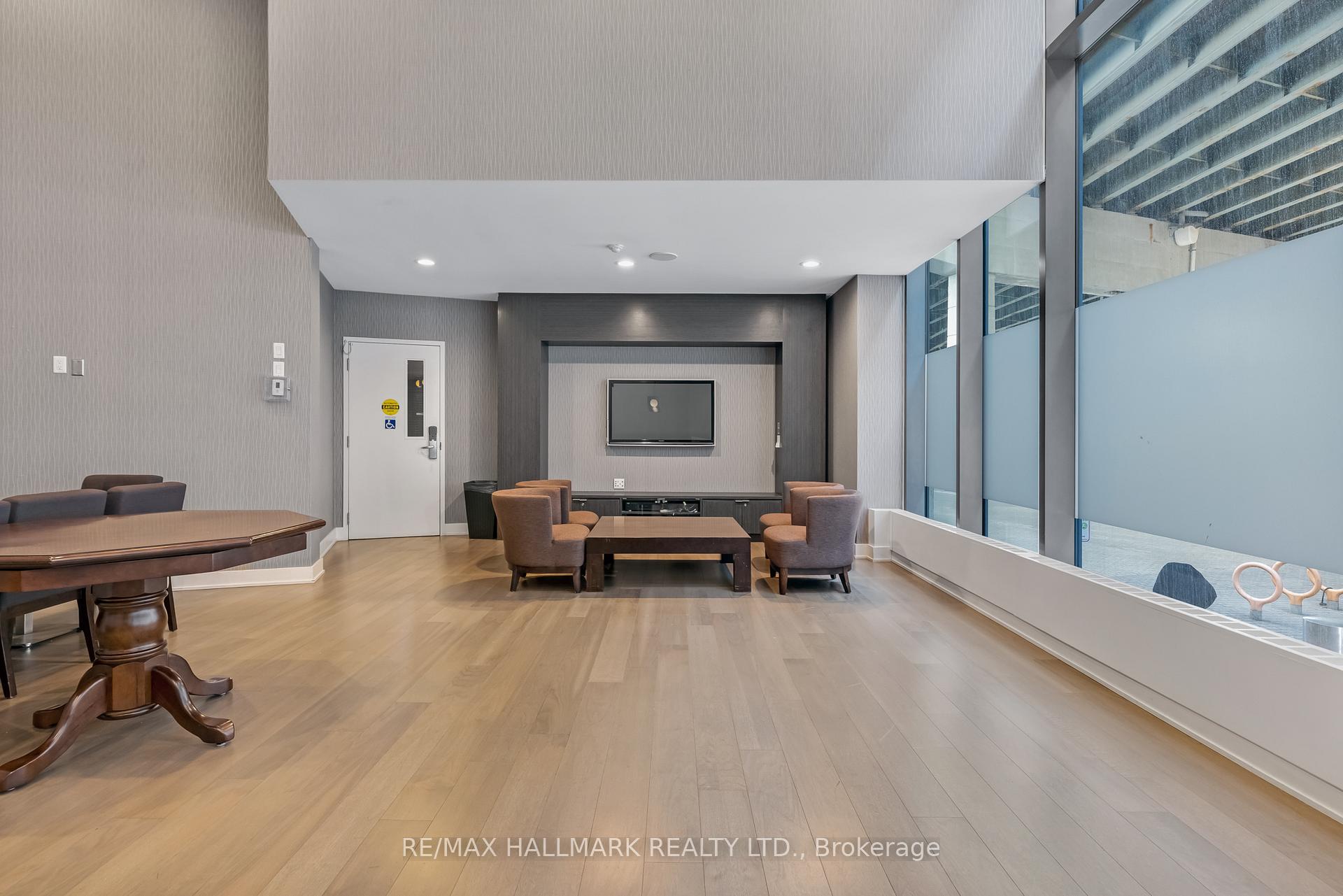 Photo 24 of Unit 913, 169 Fort York Boulevard, Toronto, Niagara — HOMEH