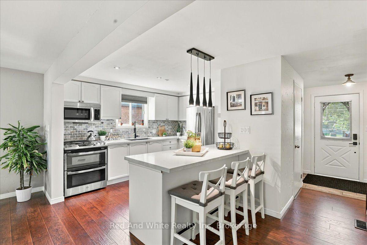 Photo 7 of 339 Northview Heights Place, Cambridge, Greenway-Chaplin — HOMEH